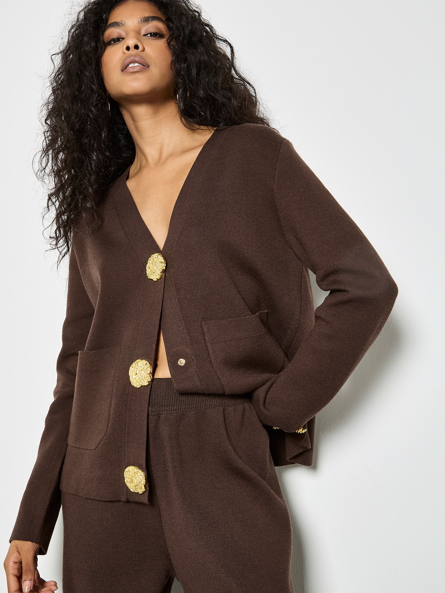 Apricot Cardigan »Cardigan« mit übergroßen, gehämmerten Knöpfen