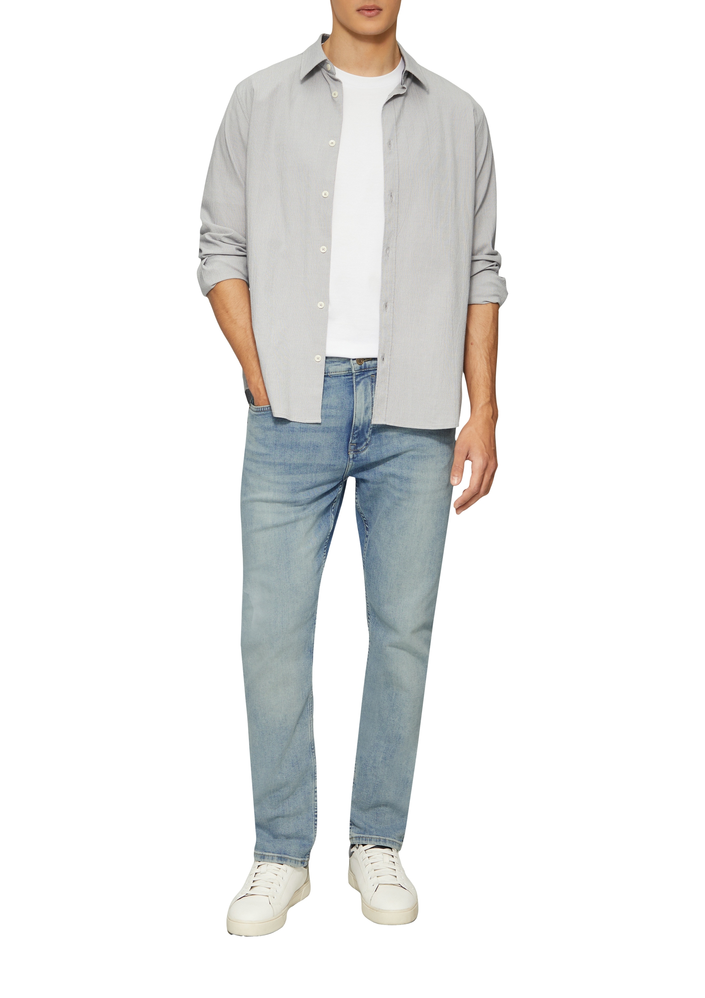 s.Oliver Slim-fit-Jeans, in mittelblauer Waschung