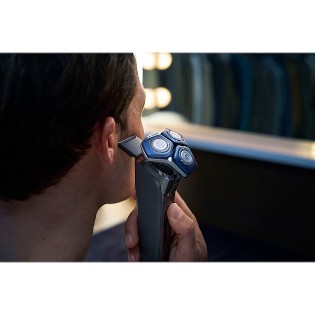 Philips Elektrorasierer »Shaver Series 7000 S7887/55«, Reinigungsstation, ausklappbarer  Präzisionstrimmer, 1 Reinigungskartusche, Etui, Ladestand, mit SkinIQ  Technologie mit 3 Jahren XXL Garantie