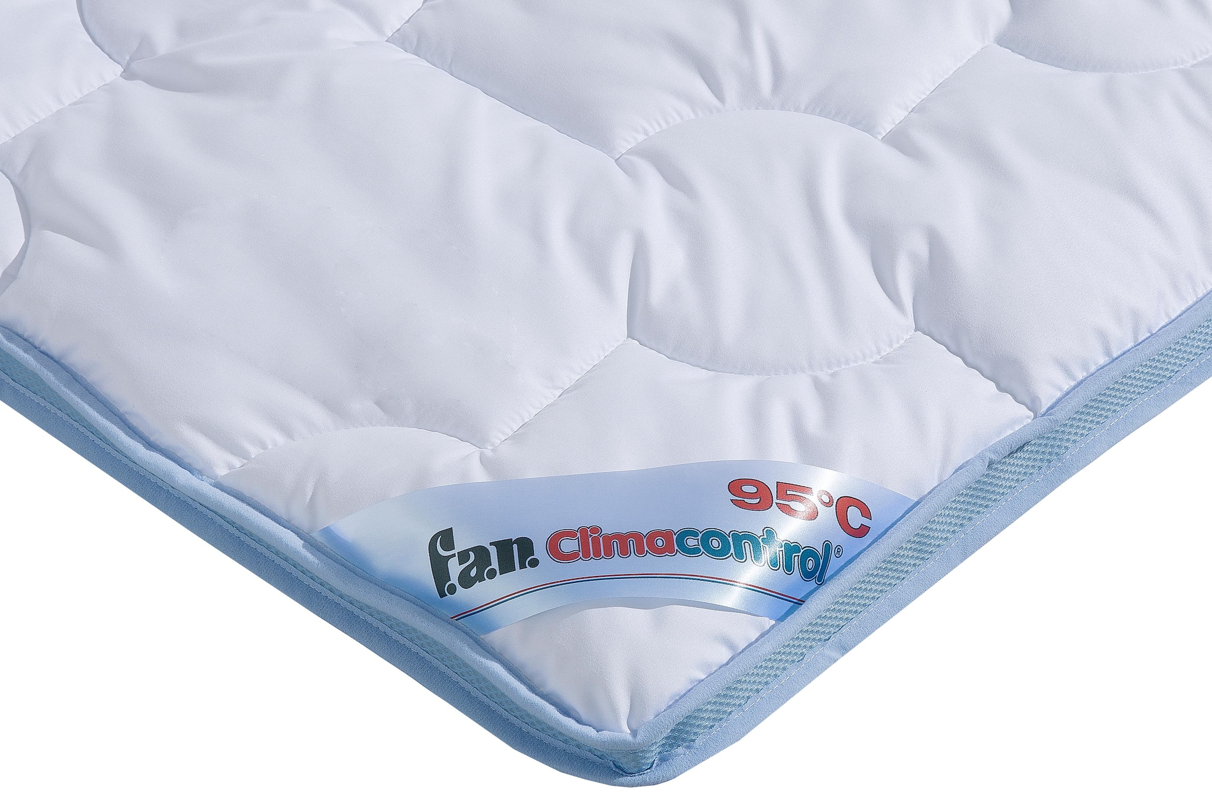 f.a.n. Schlafkomfort Kunstfaserbettdecke »Climacontrol® Baumwolle«, warm, Bezug  100% Baumwolle, (1 St.), warme Decke mit optimierter Klimafunktion durch  Lüftungsband