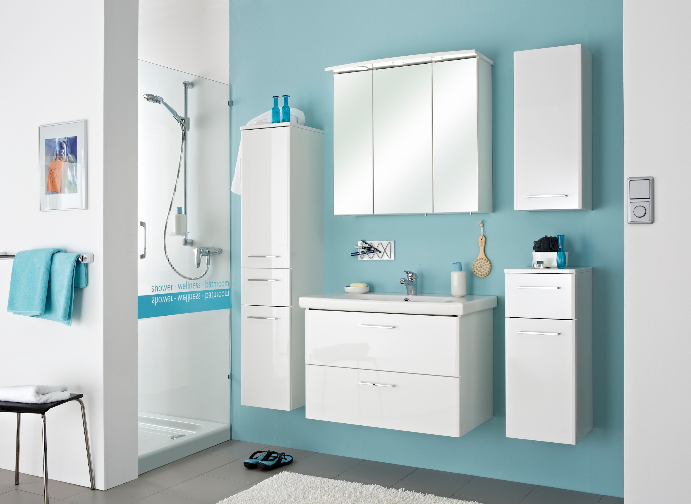 Saphir Badmöbel-Set »Quickset 316 4-teilig, Keramikwaschtisch mit LED-Spiegelschrank«, (5 St.), mit Unterschrank, Hängeschrank, 5 Türen, 1 Klappe, inkl. Türdämpfer