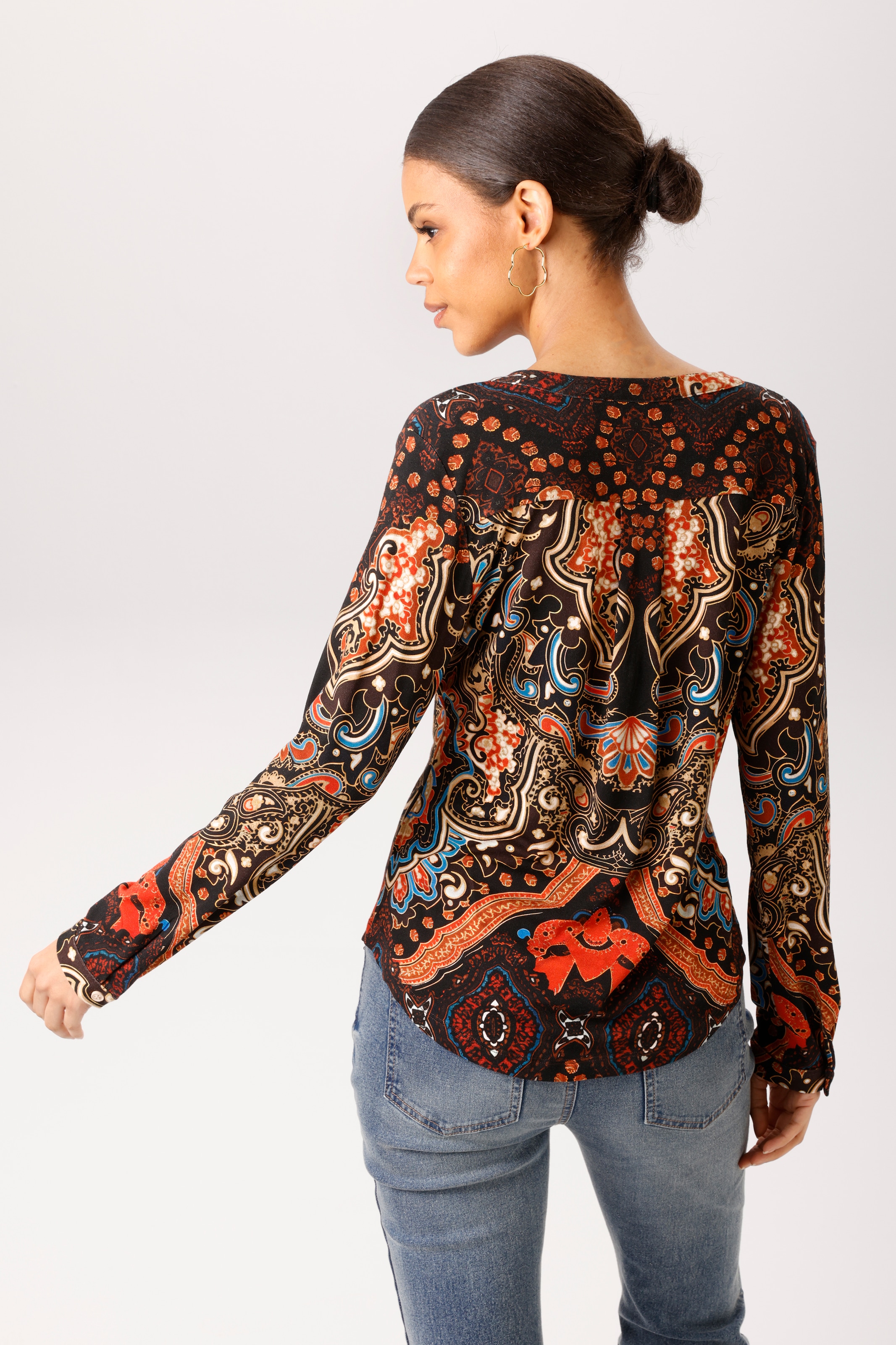 Aniston CASUAL Schlupfbluse mit farbenfrohen, fantasievollem Ornament-Druck - NEUE KOLLEKTION