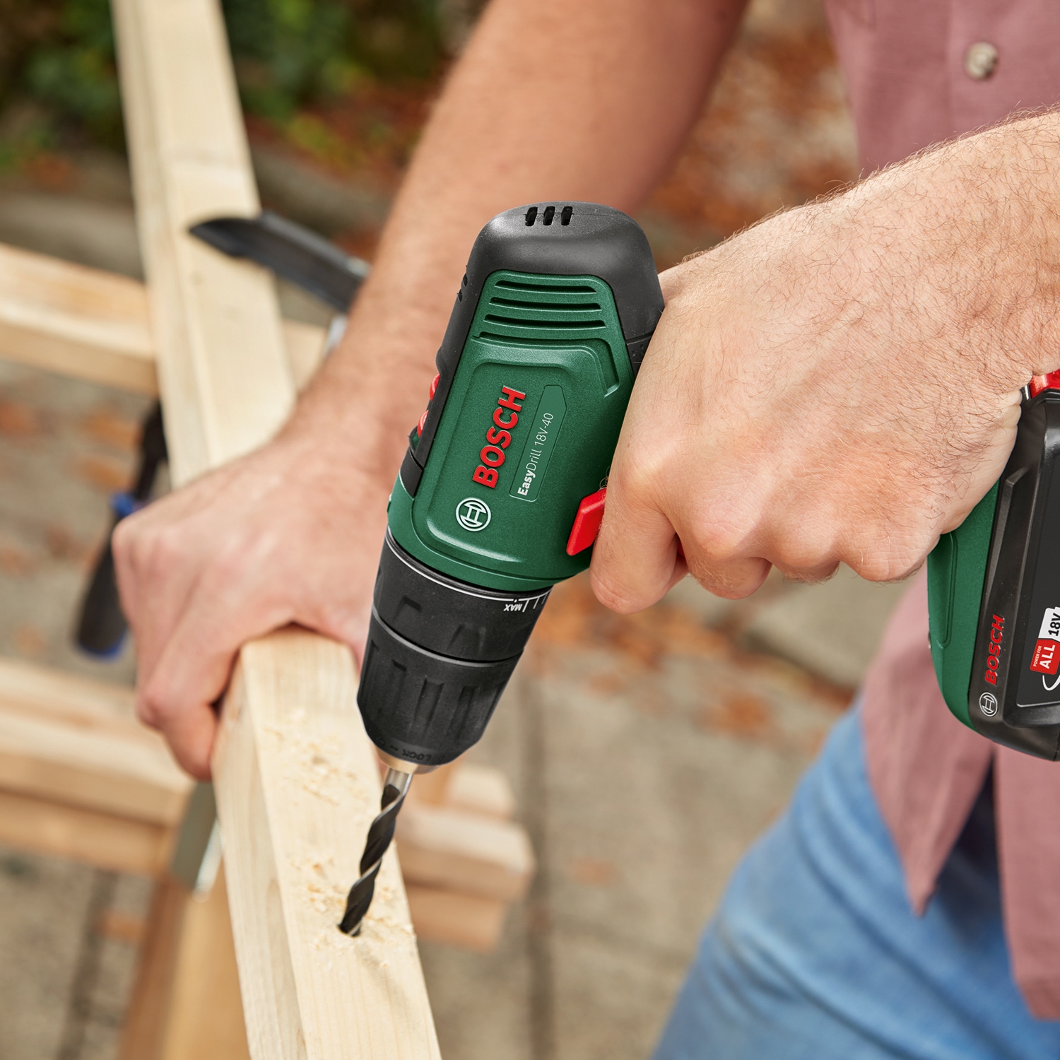 Bosch Home & Garden Akku-Bohrschrauber »EasyDrill 18V-40«, inkl. 2x Akkus 1,5 Ah und Ladegerät AL 18V-20, im Tragekoffer