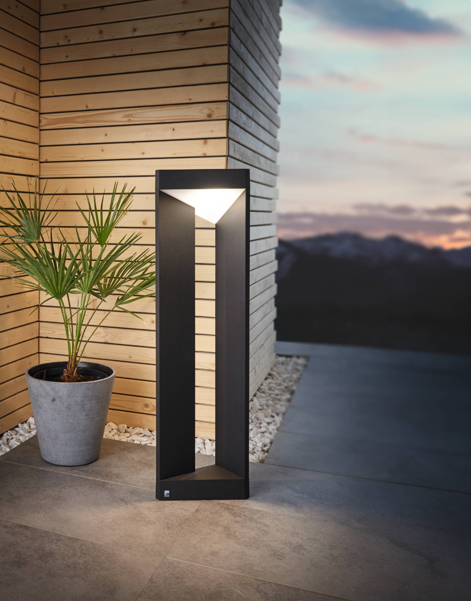 EGLO Stehlampe »Nembro Stehlampe, Außenleuchte, Aluminum-Guss und Kunststoff, IP44« LED-Modul 1 Stk. Warmweiß Stehleuchte - L20 x B11 x H80 cm - schwarz - 10W inkl.