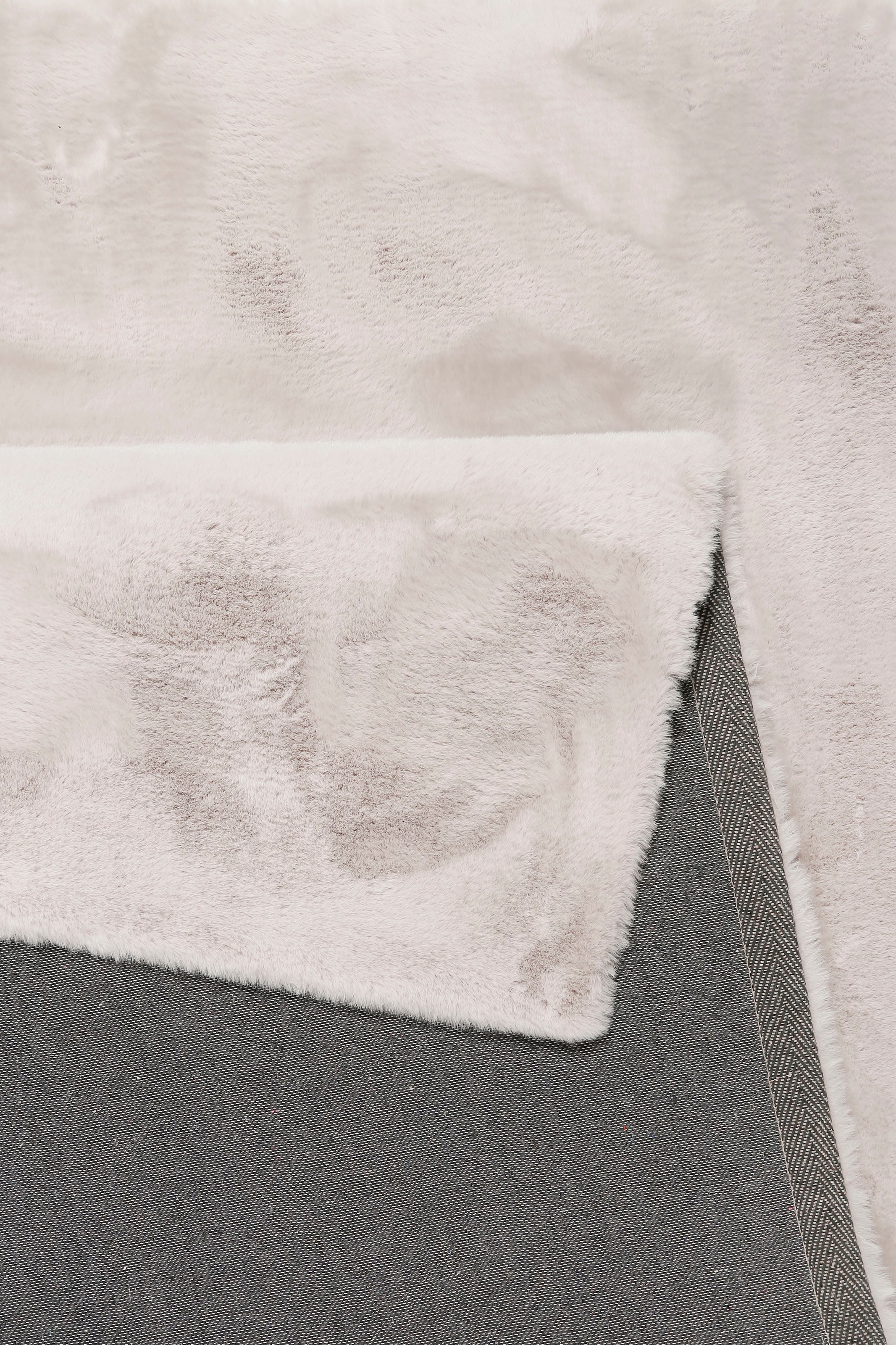 Esprit Hochflor-Teppich »Alice ESP-4377, Kunstfell«, rechteckig, 25 mm Höhe, Kaninchenfell-Haptik, besonders weich und dicht, für alle Räume