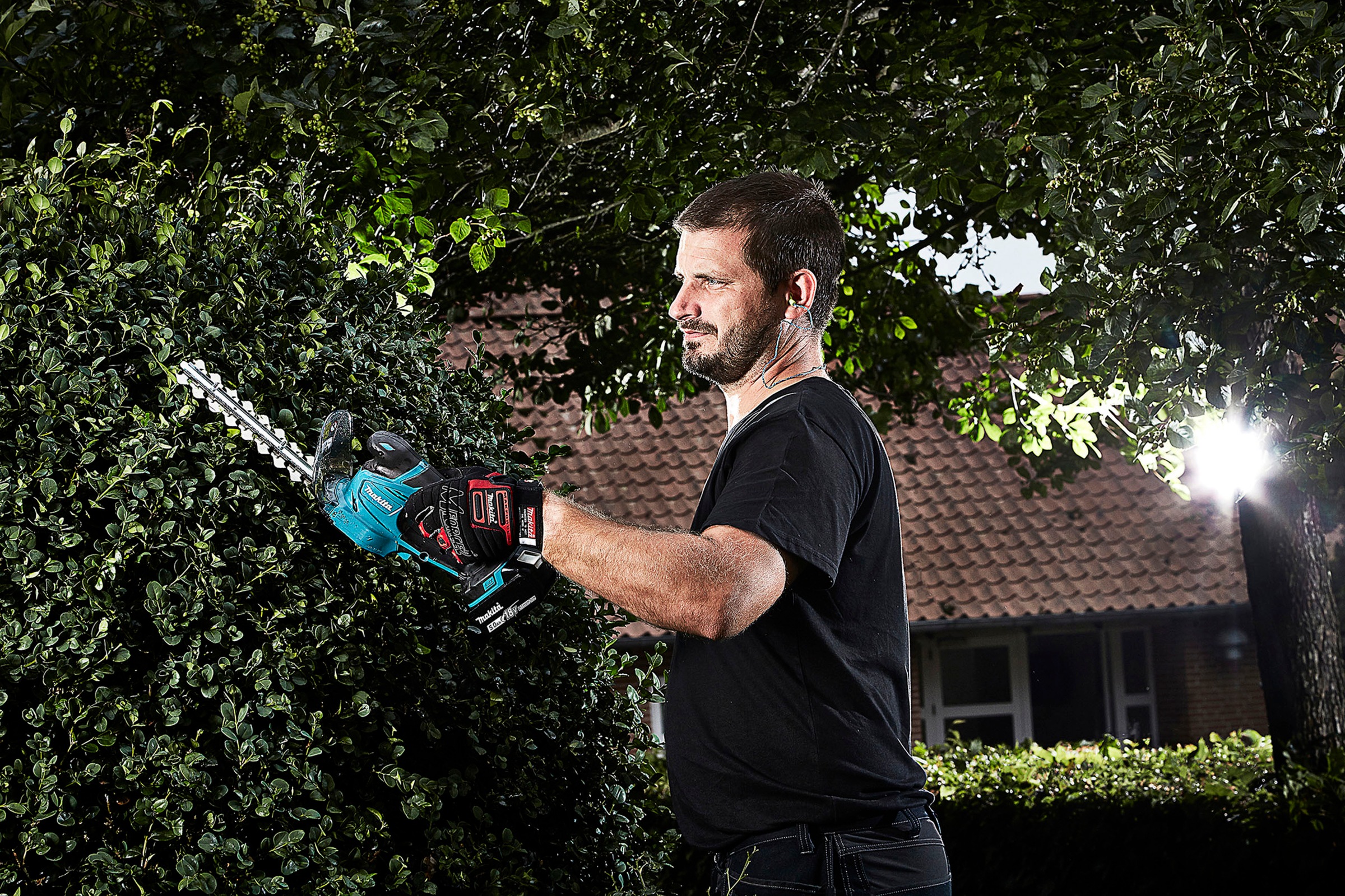 Makita Akku-Gras- und Strauchscherenset »»DUM604RFX1««, inkl. Akku und Ladegerät, 18V, 2.500 min -1, 160 mm