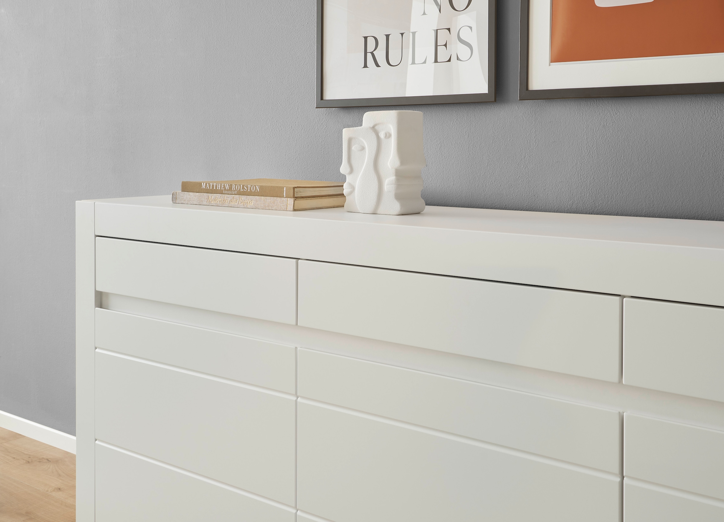 Home affaire Sideboard »Chester, moderne Anrichte, Kommode mit Stauraum, Schrank, Weiß Matt« 1 Stk. tlg. austauschbare Blende in Griffleiste, zeitloses Design, 217 cm breit
