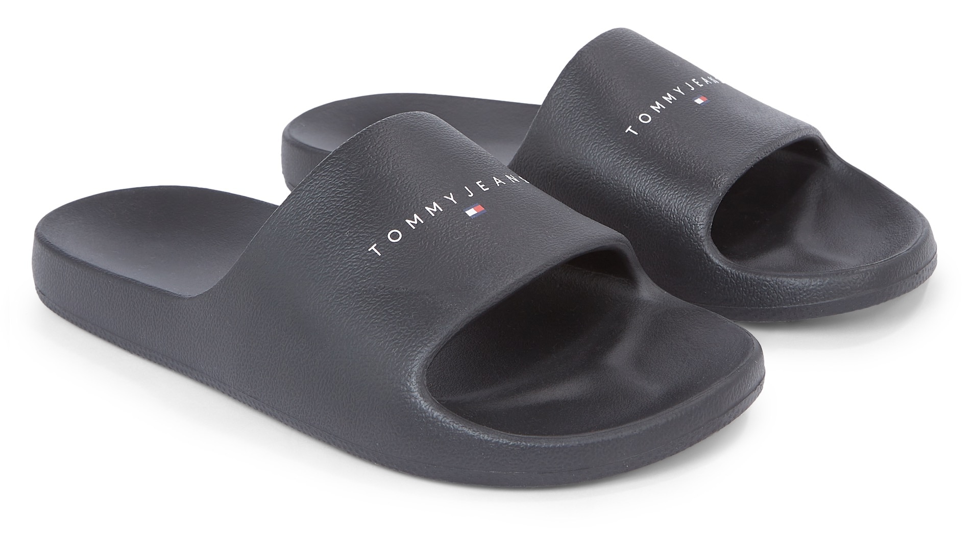 Tommy Jeans Pantolette »TJW PRINTED PU POOL SLIDE«, Plateau, Sommerschuh, Schlappen mit Logoschriftzug, in schmaler Form