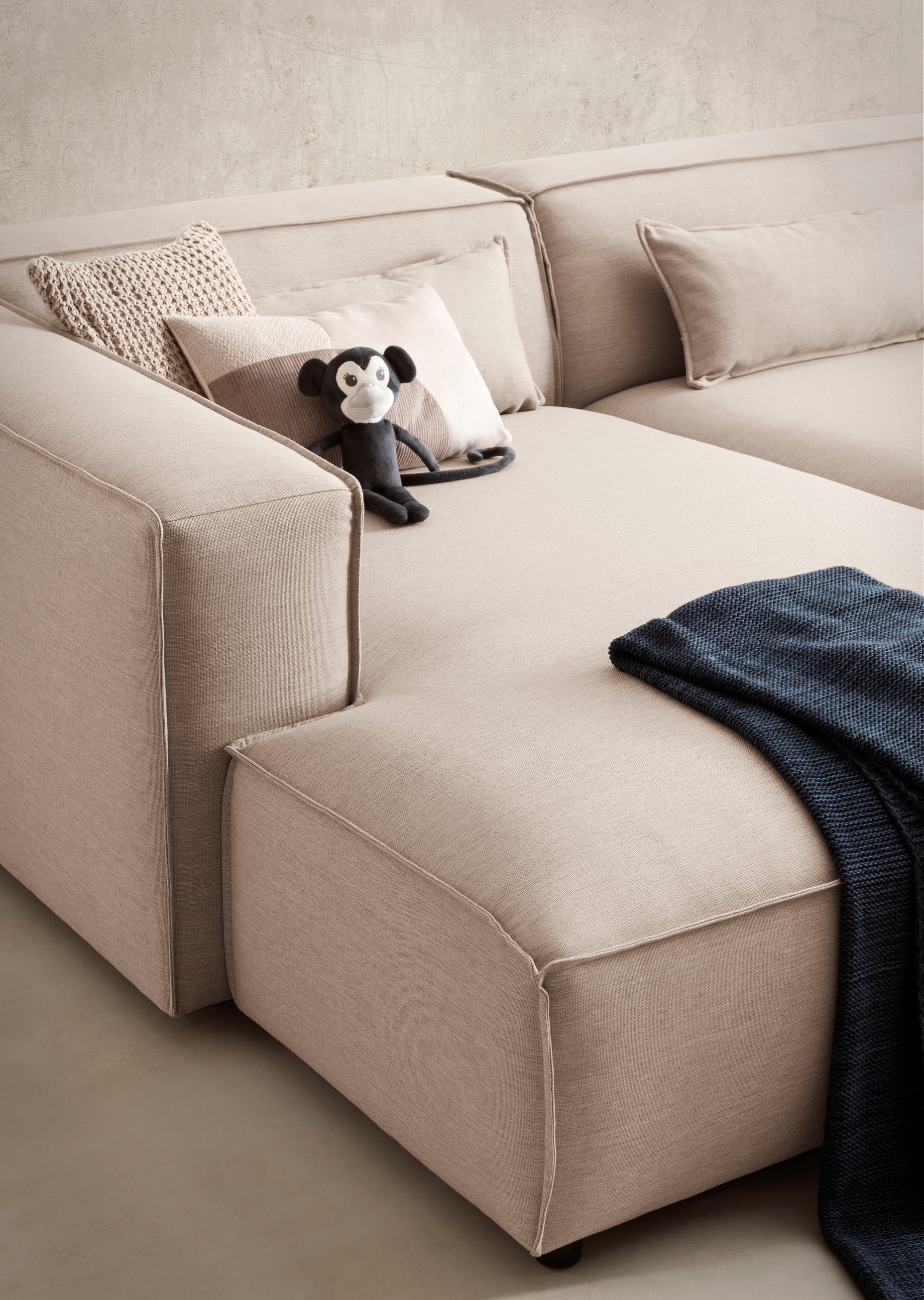 LeGer Home by Lena Gercke Polsterecke »PIARA XXL, L-Form mit Schlaffunktion, Big-Sofa in Cord o. Leinenoptik«, Hocker stellbar zum Schlafsofa (Krokodilverbinder), tiefe Sitzfläche