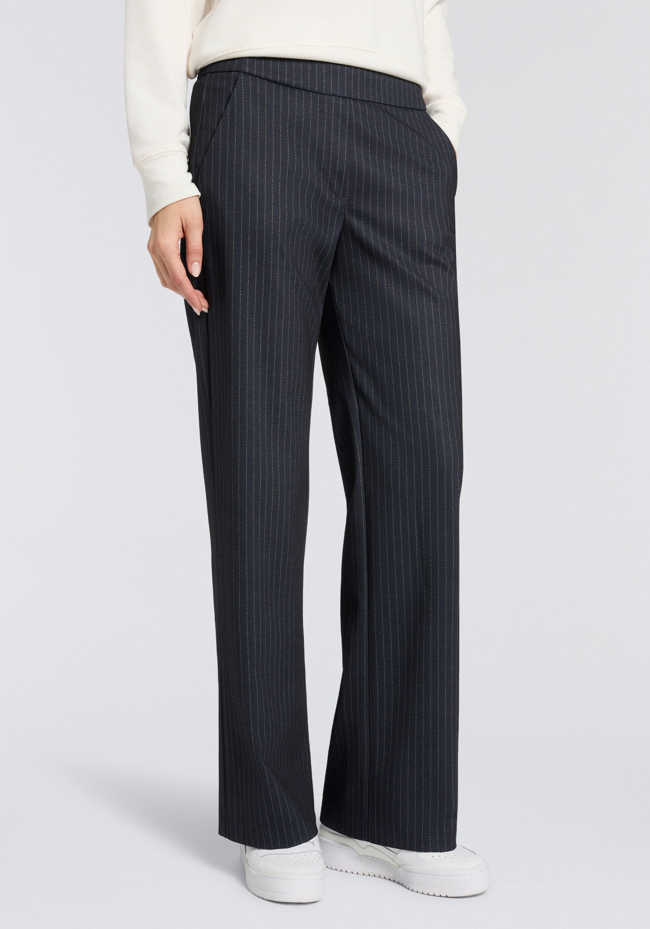MAC, Damen, »CHIARA« Bootcut-Form in figurbetonter Form, night blue stripes, Länge 30, 44 - Länge 30, night blue stripes, Weite Bootcut Hose von MAC