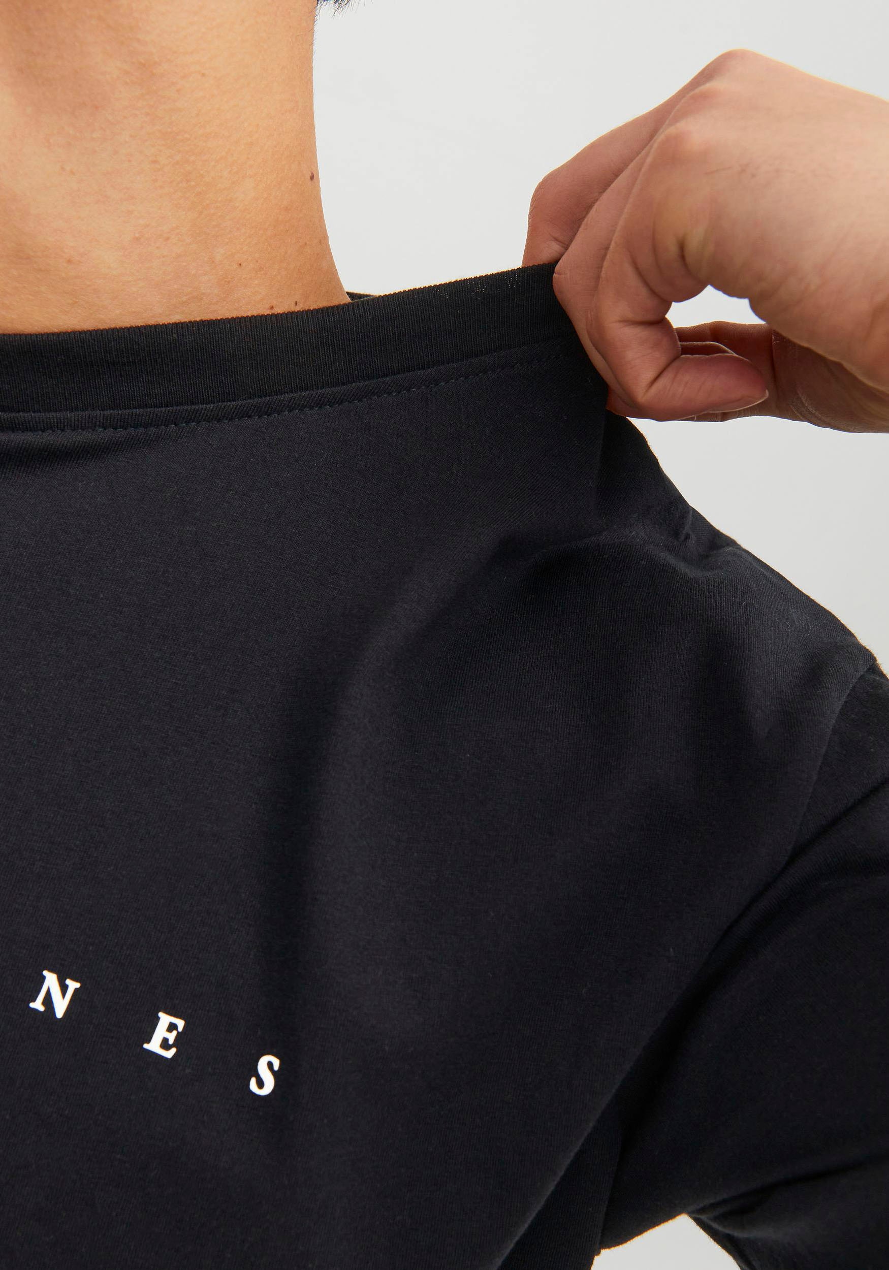 Jack & Jones Rundhalsshirt »JJESTAR JJ TEE SS NOOS«, mit Logo Schriftzug