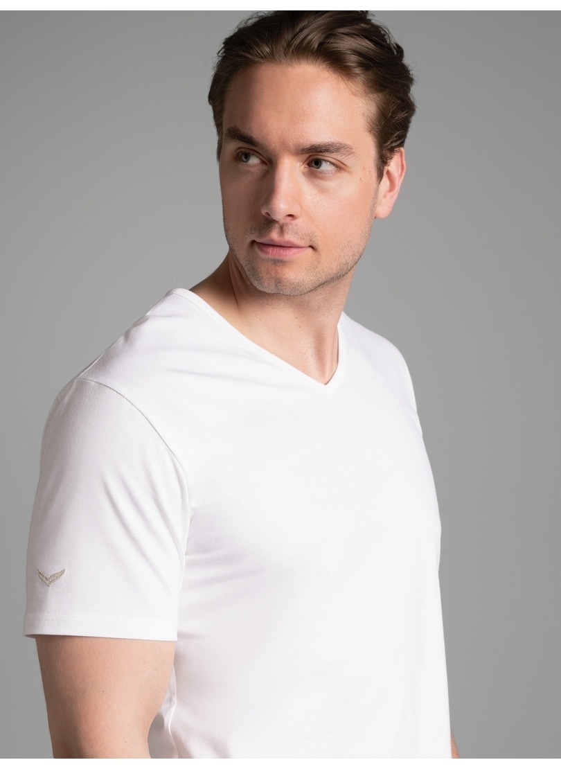 Trigema T-Shirt »TRIGEMA T Shirt aus Biobaumwolle mit V-Ausschnitt« 1 Stk.
