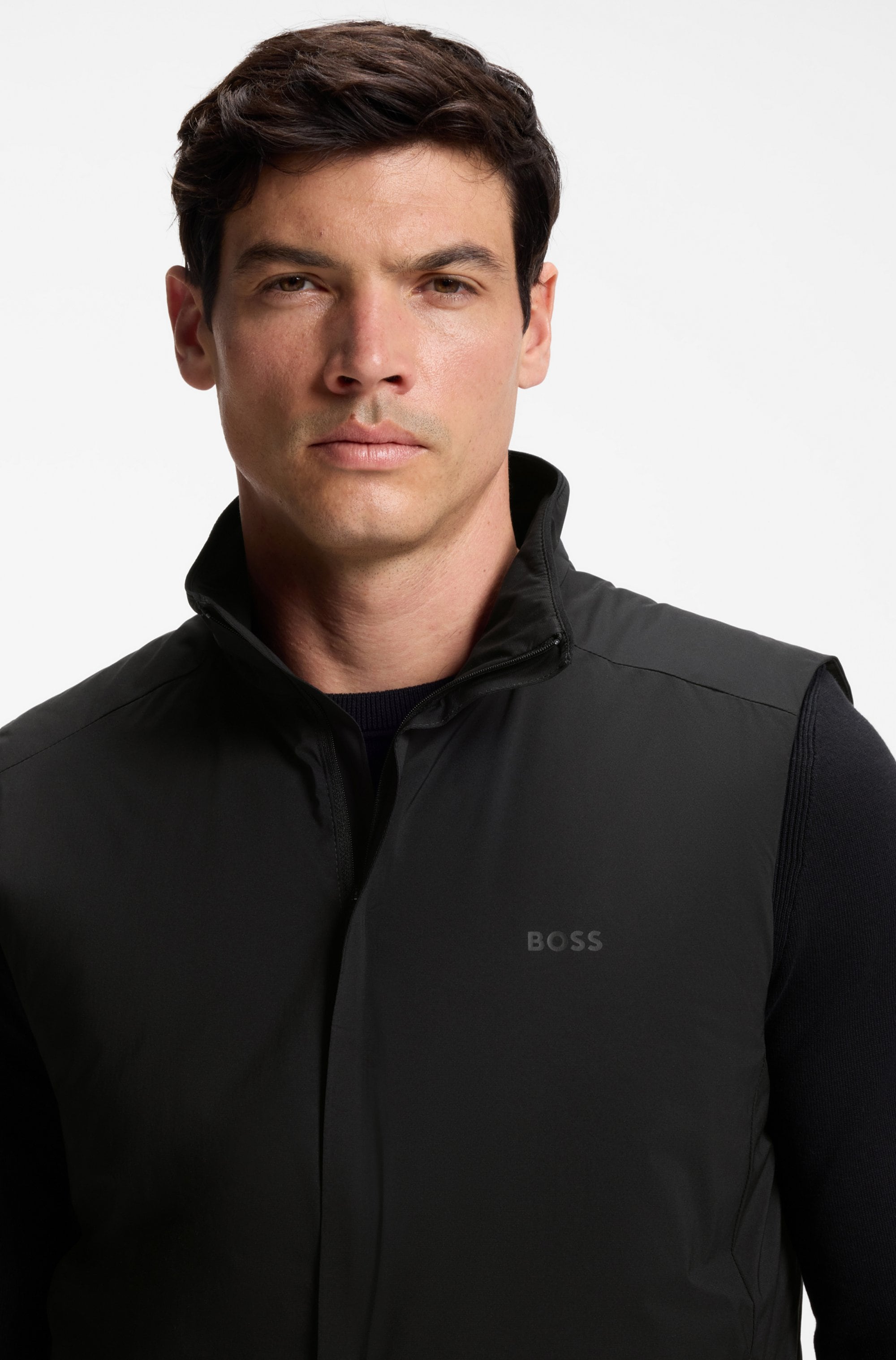 BOSS GREEN Funktionsweste Regular Fit, 4-Wege-Stretch-Qualität, Highloft-Stretch-Wattierung