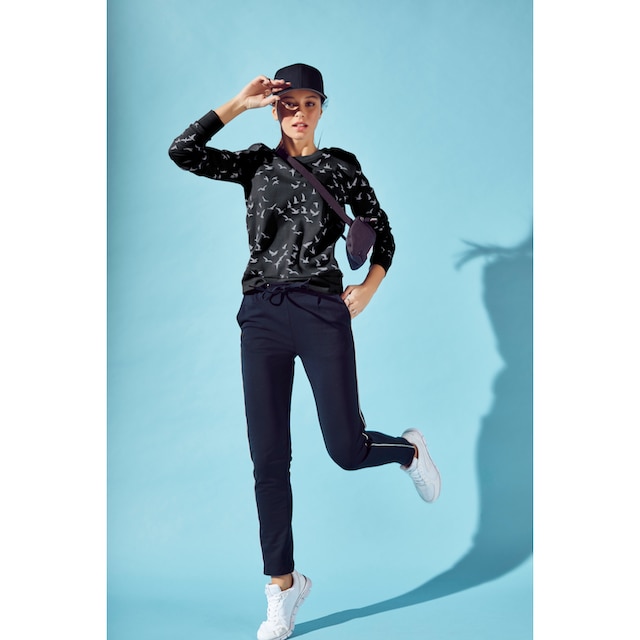 KangaROOS Sweatshirt, mit modischem Minimal-Allover-Print bei ♕