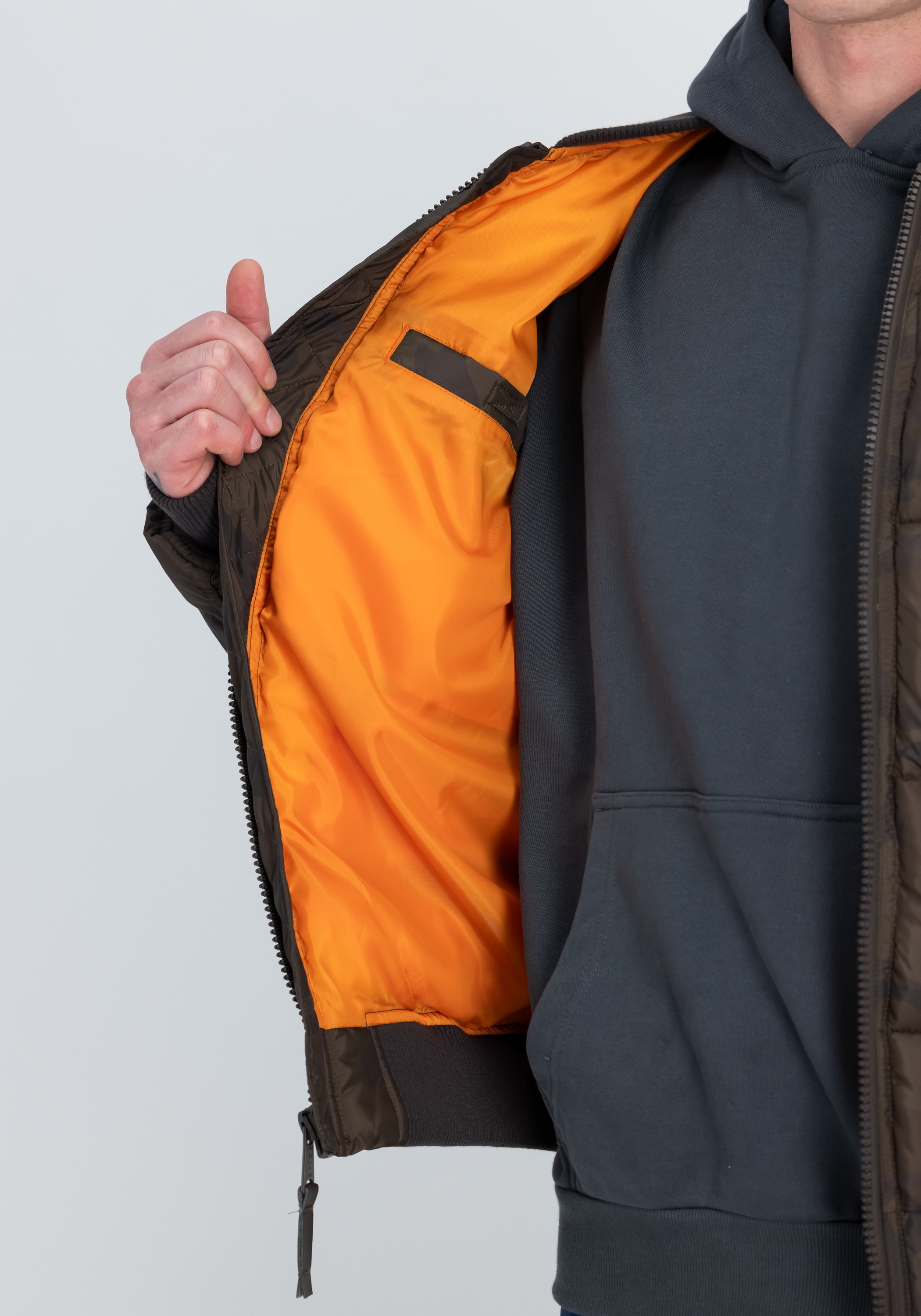Alpha Industries Bomberjacke »Alpha Industries Men - Bomber Jackets MA-1 Puffer Bomber Camo«