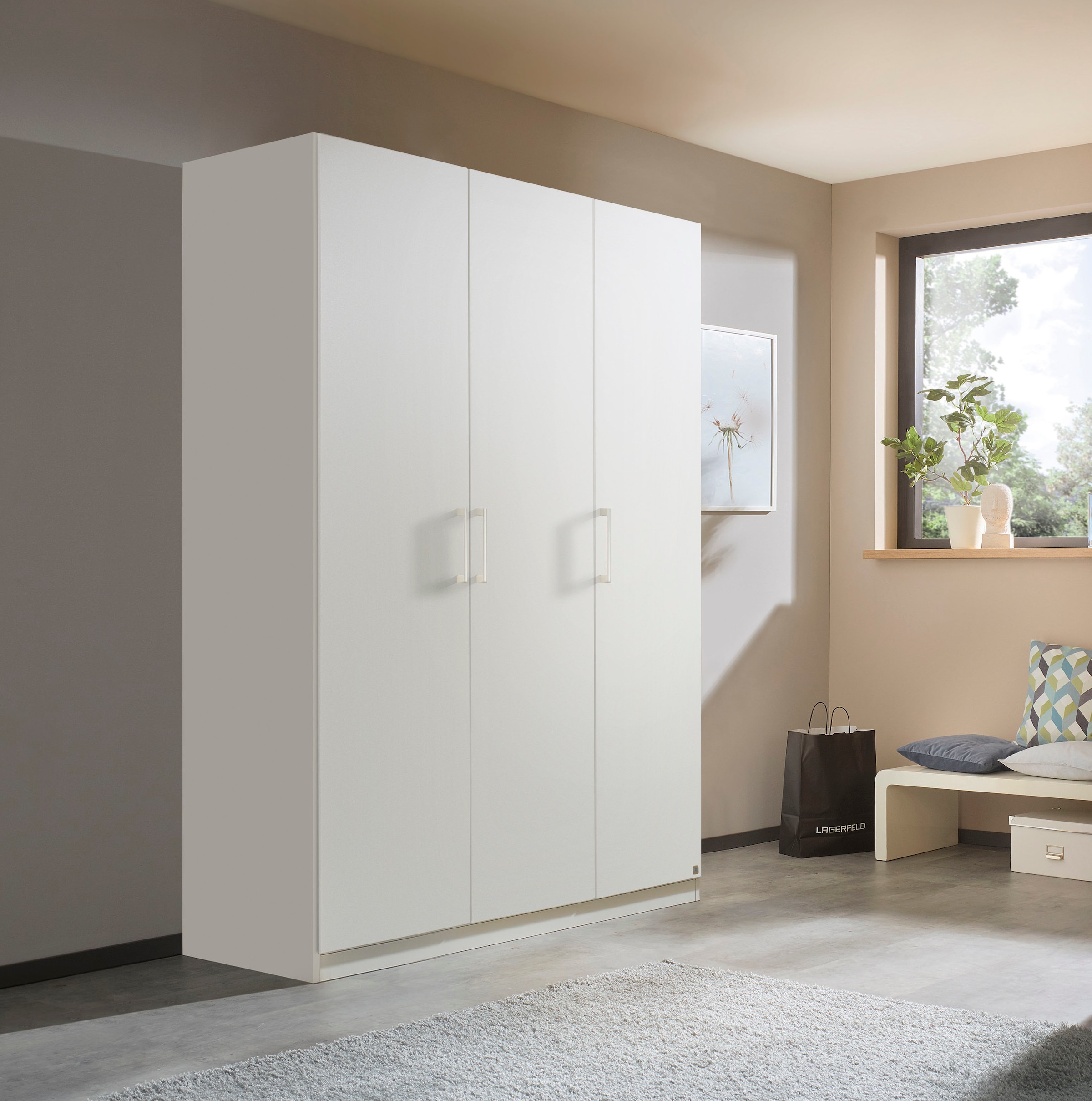 rauch Drehtürenschrank »Kleiderschrank Schrank Garderobe Wäscheschrank COSMO«, mit zusätzlichen Einlegeböden, Metallgriffe in Weiß MADE IN GERMANY