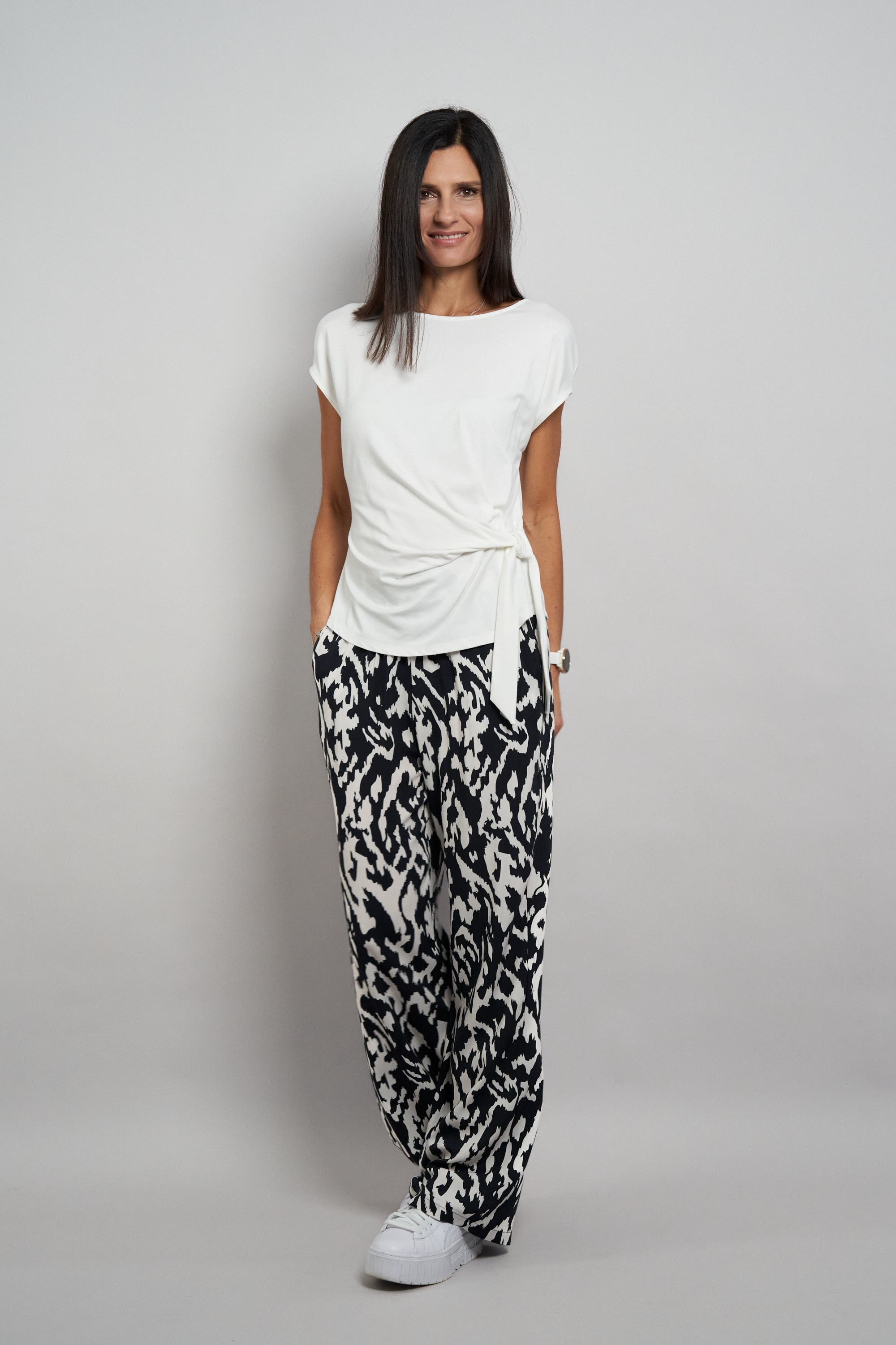 Seidel Moden Kurzarmshirt Rundhals-Shirt mit Knoten-Detail an der Seite - MADE IN GERMANY