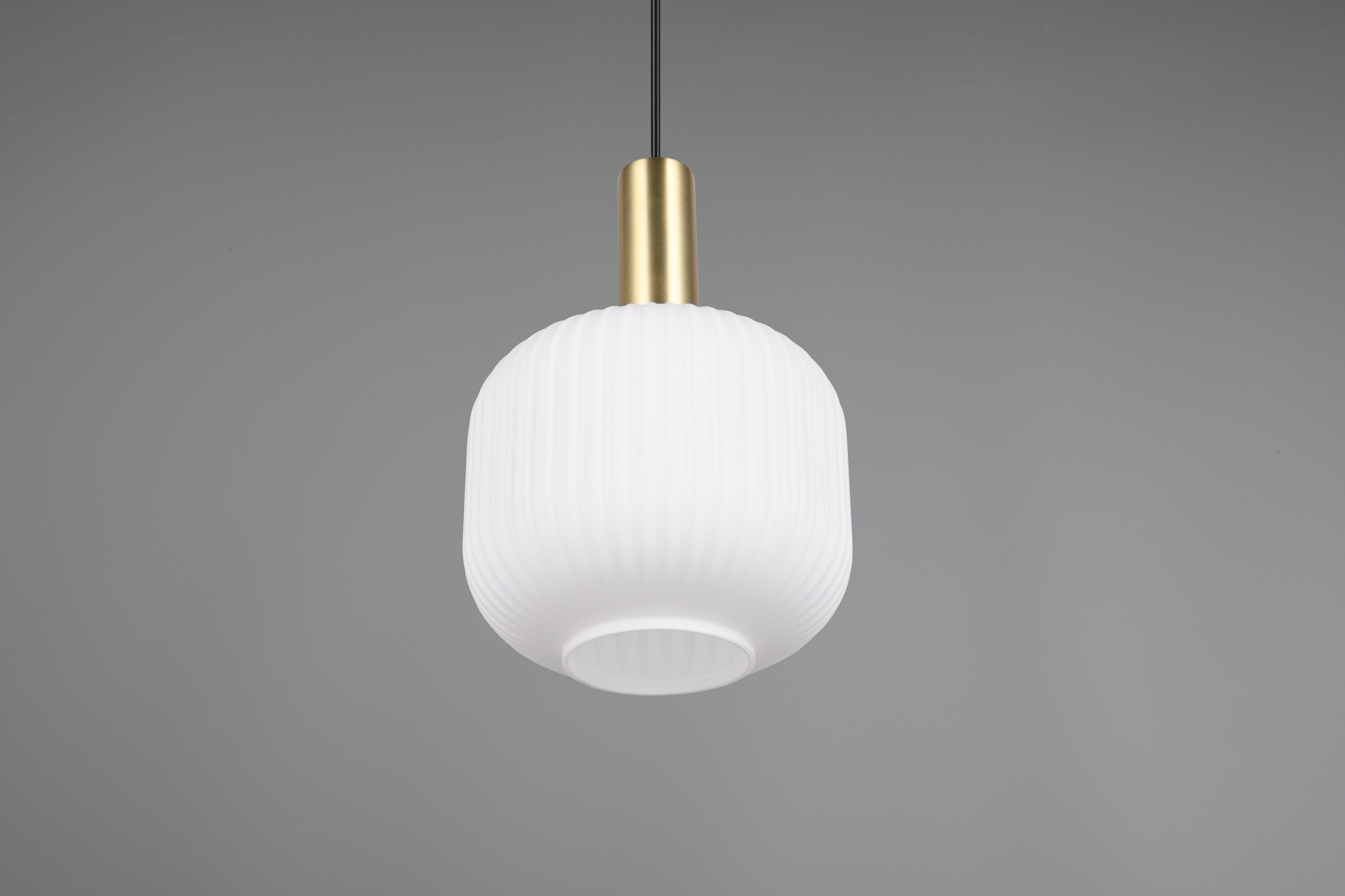 TRIO Leuchten Pendelleuchte »DIVA, E27 Hängelampe 1-flammig mit Glasschirm, exkl 1xE27 max 10W« E27 1 Stk. warmweiß - kaltweiß höhenverstellbar bis max 150cm, Ø 20cm, Hängeleuchte Wohnzimmer Küche