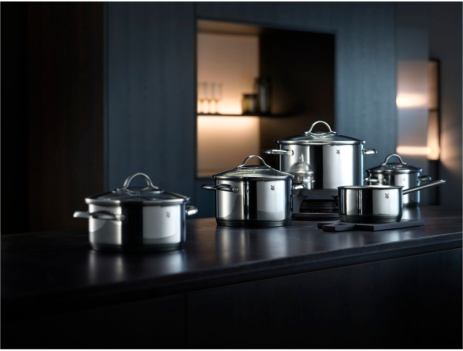WMF Topf-Set »Provence Plus«, 9-teiliges Kochtopf Set mit Glasdeckel, Cromargan® Edelstahl Rostfrei 18/10,  für alle Herdarten geeignet