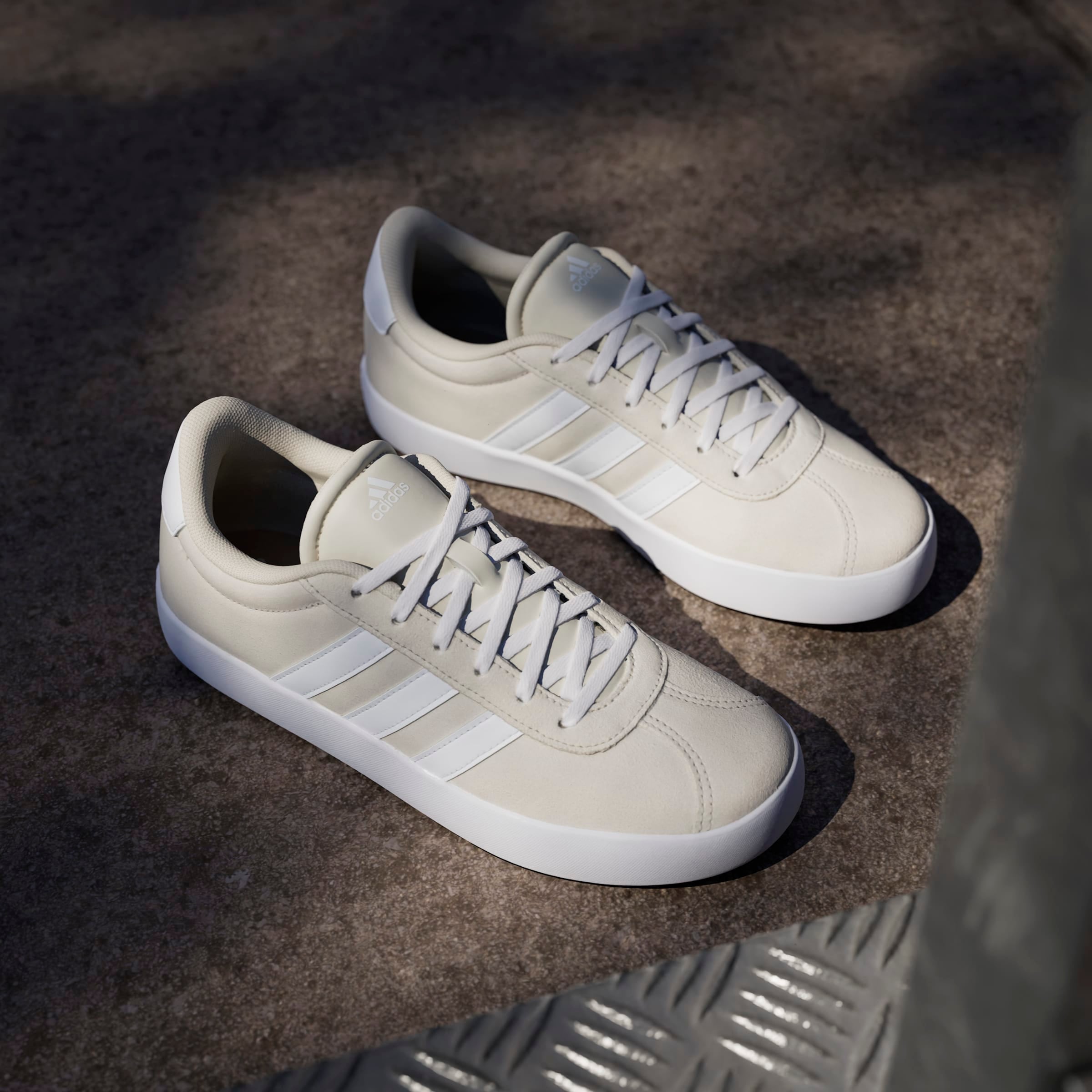 adidas Sportswear Sneaker »VL COURT 3.0«  inspiriert vom Design des adidas samba, für Kinder & Jugendliche