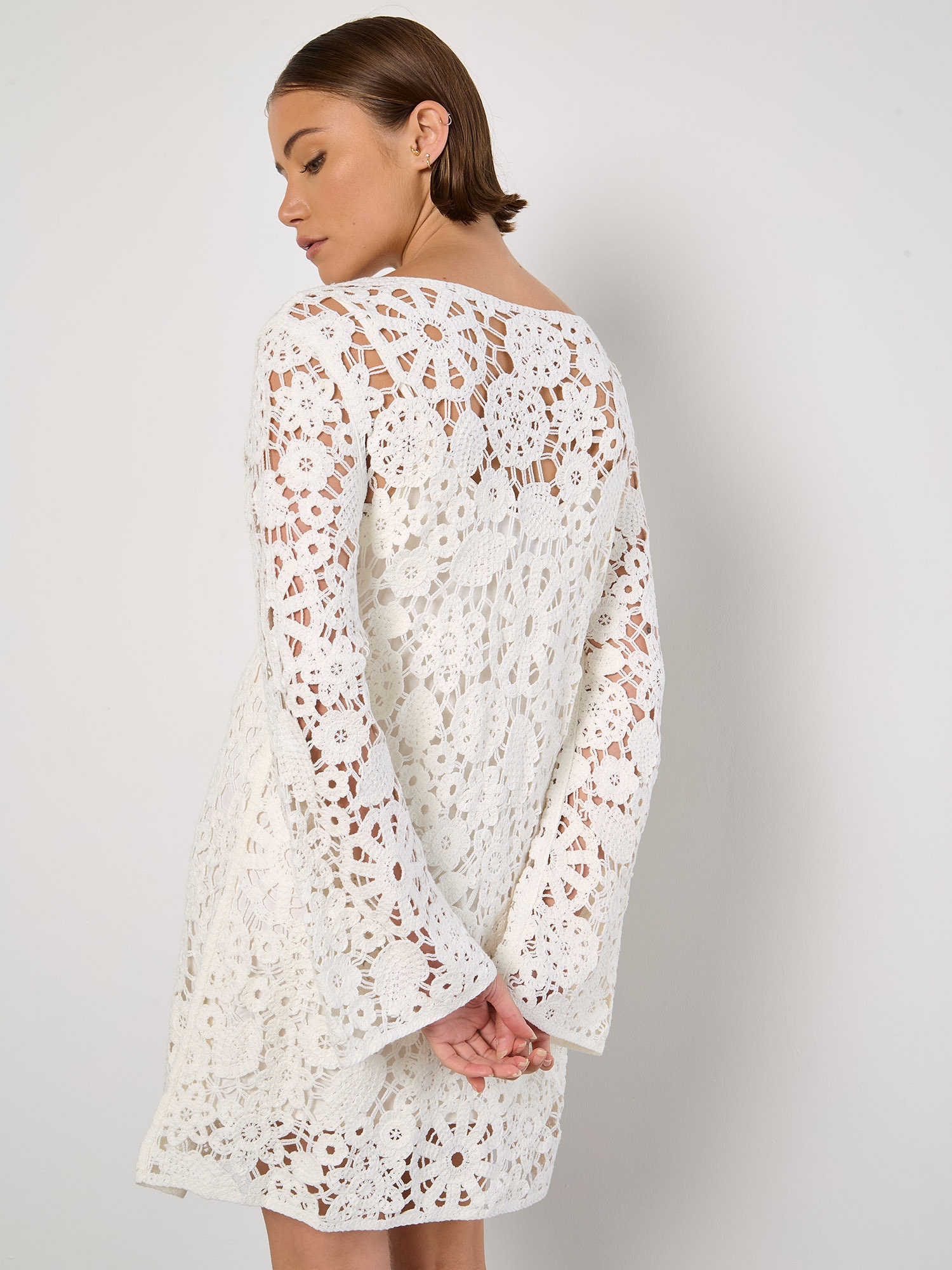 Apricot Druckkleid »Floral gehäkeltes Etuikleid« mit Trompetenarmen