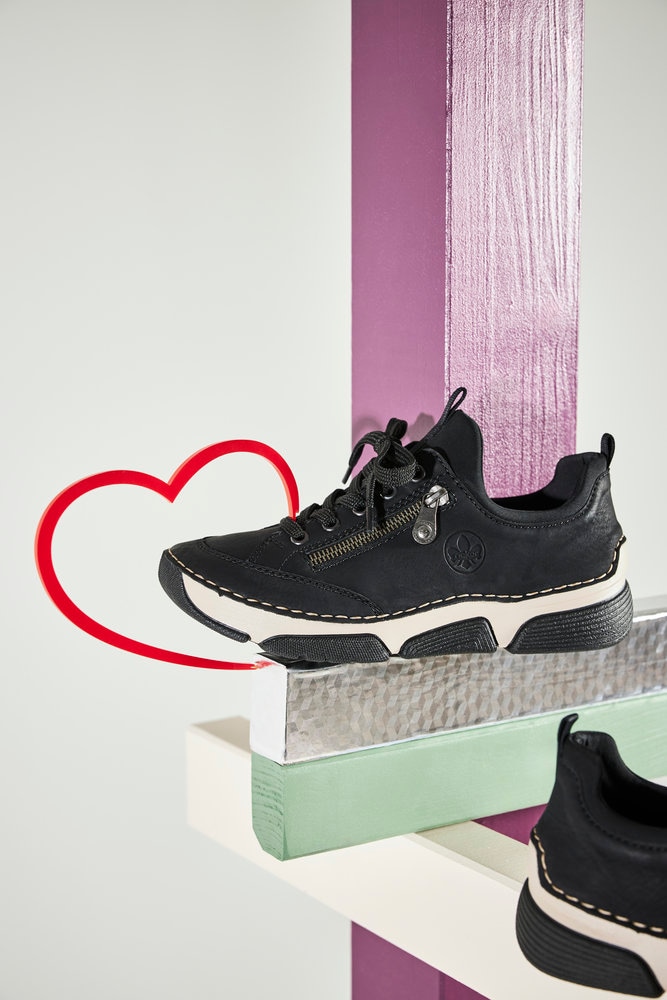 Rieker Slip-On Sneaker, Schlupfschuh, Halbschuh, Freizeitschuh mit weicher Innensohle