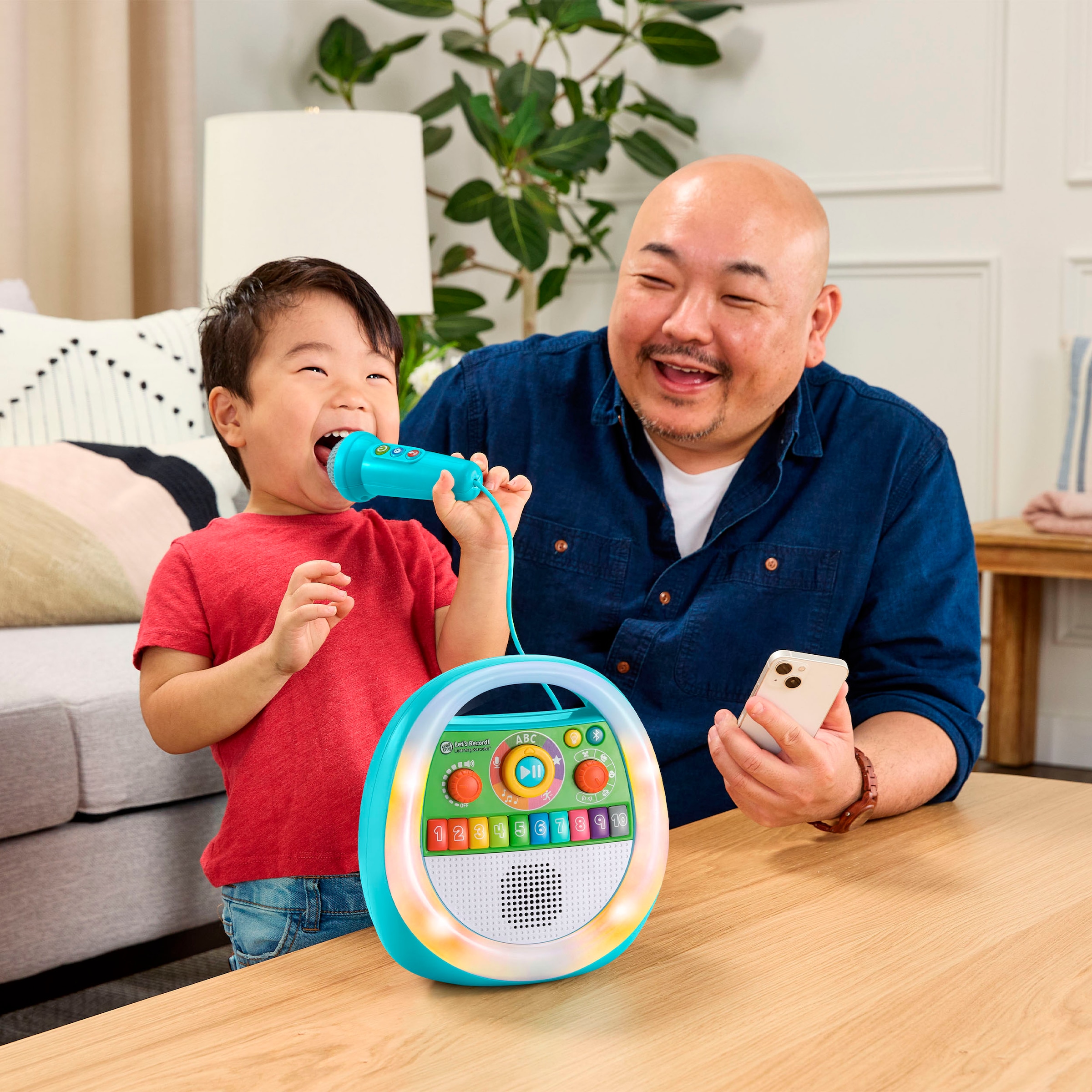 Vtech® Lernspielzeug »Mein erster Musik-Player - Karaokespaß« mit Licht und Sound