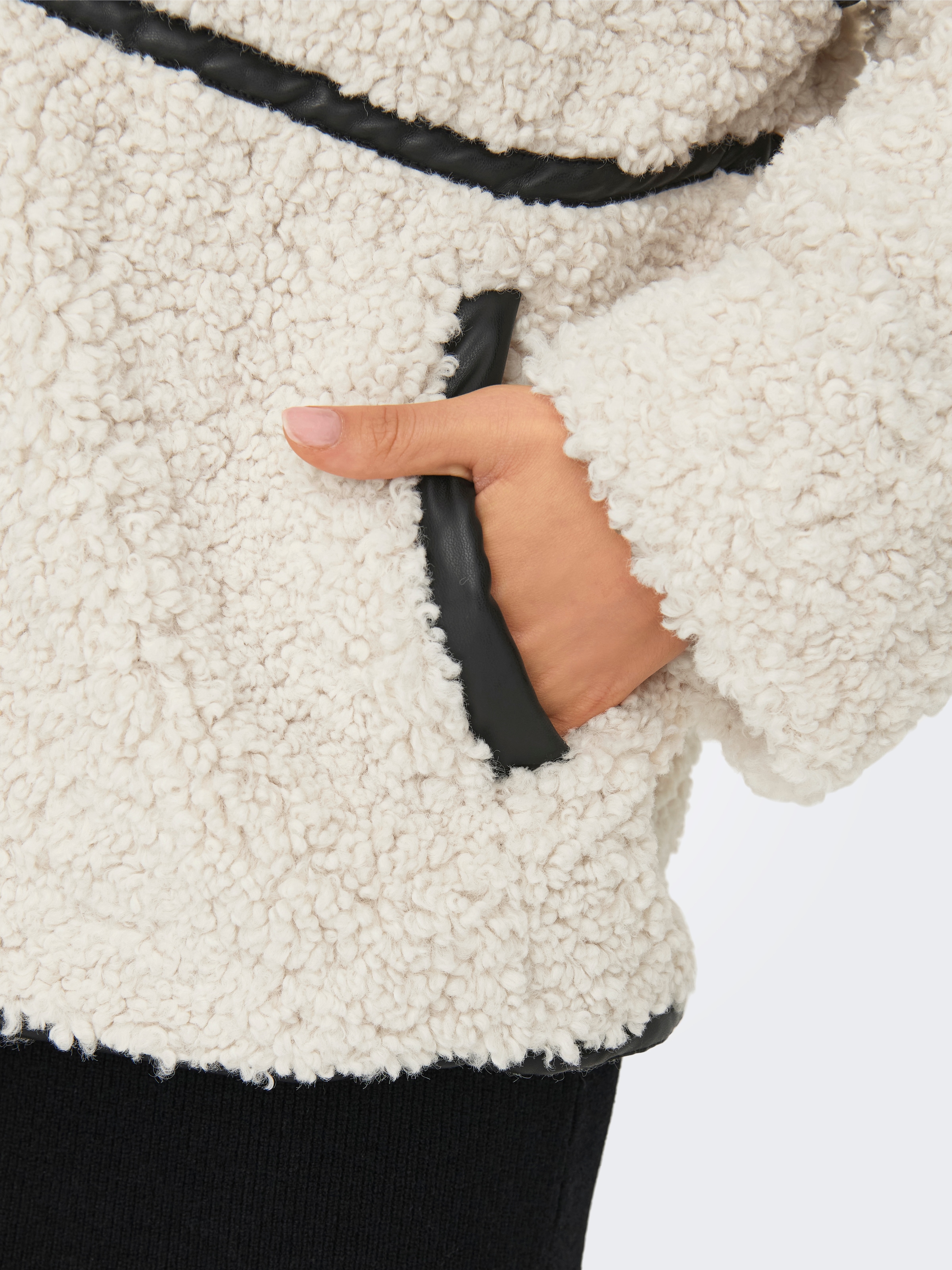 ONLY Plüschjacke »ONLPARIS TEDDY JACKET OTW CC« Kunstfaser