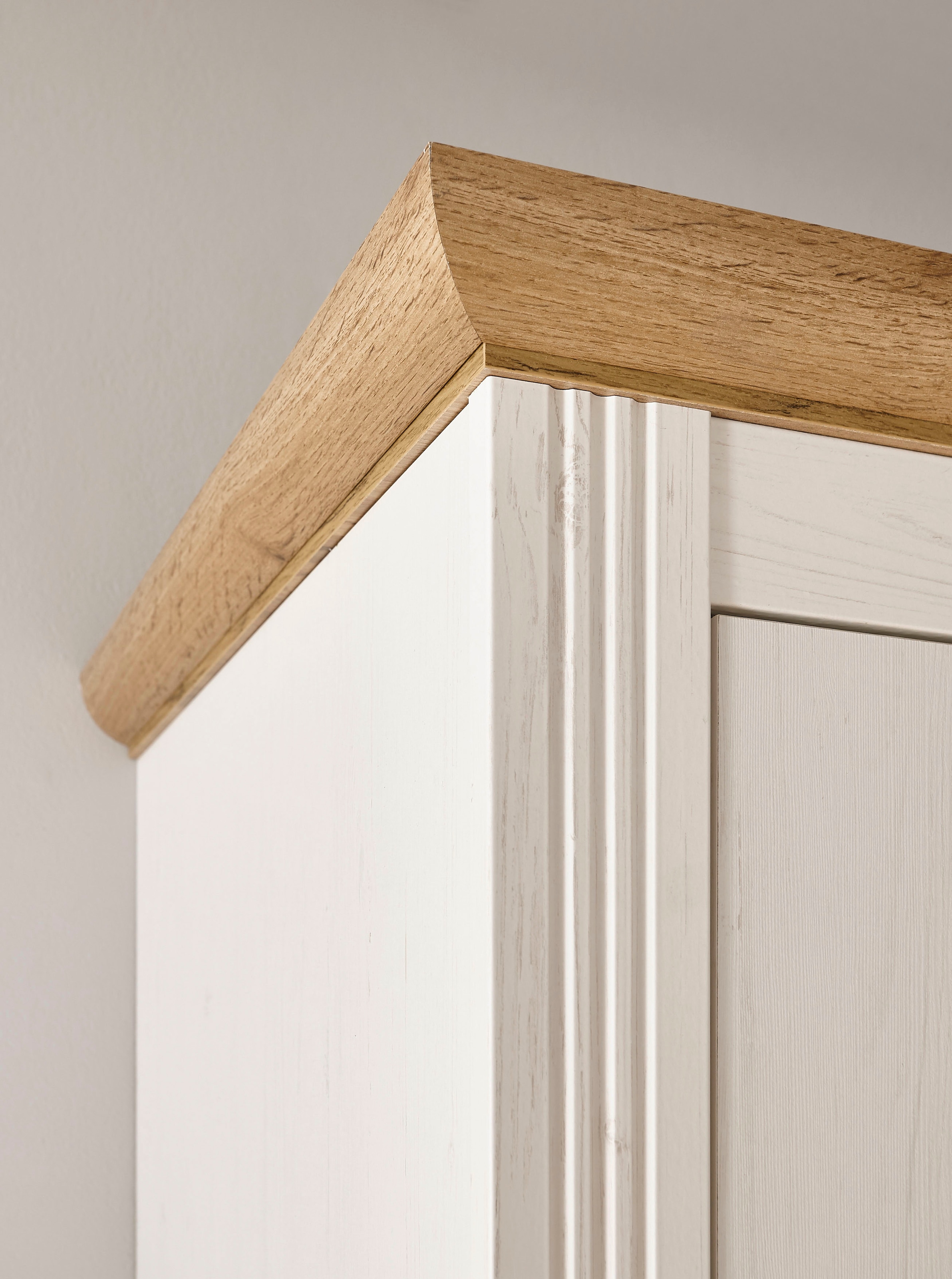 Home affaire Schlafzimmer-Set »Westminster« beinhaltet 1 Bett, Kleiderschrank 3-türig und 1 Wandpaneel