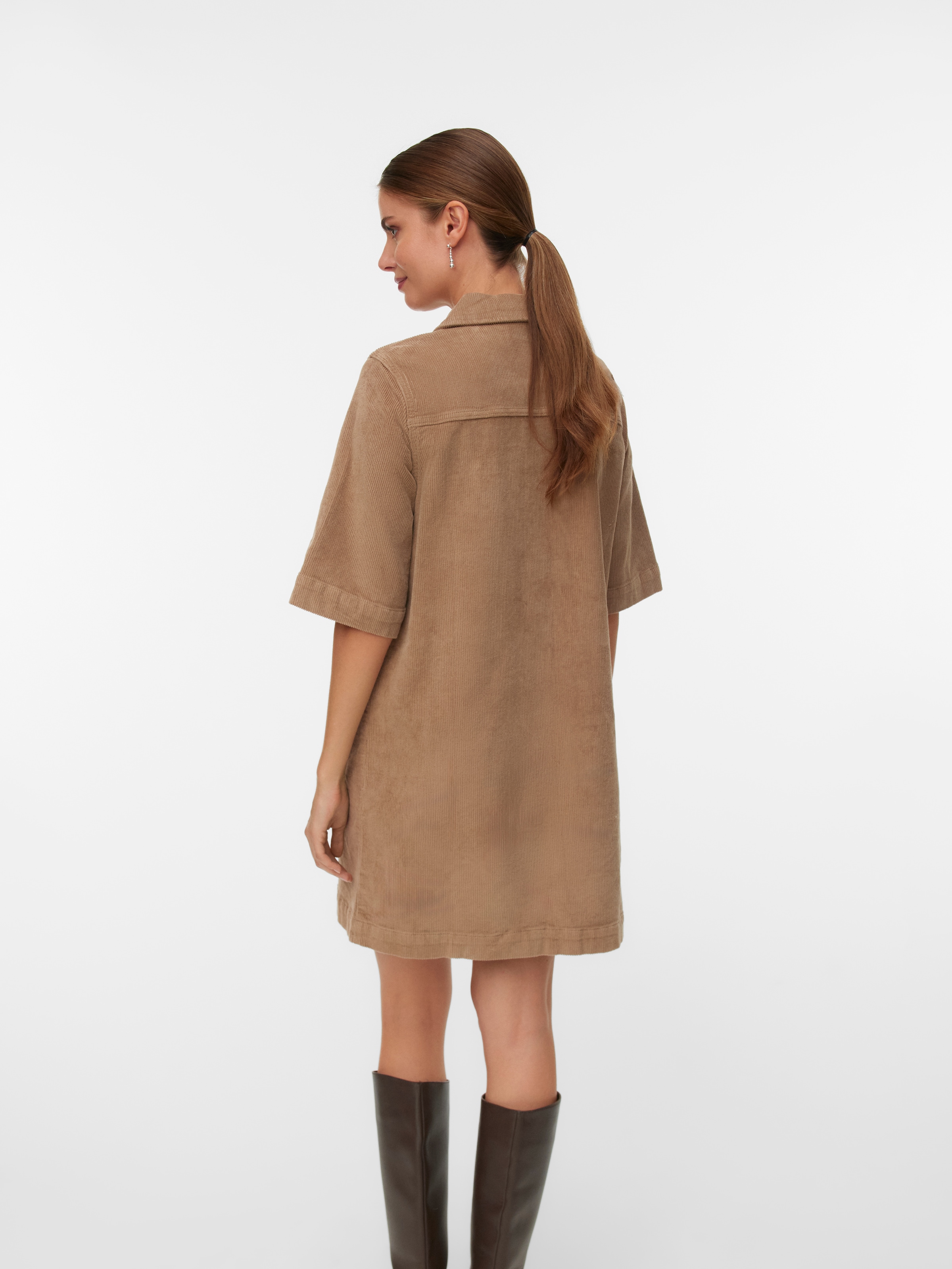 Vero Moda Cordkleid »VMFENJA 2/4 SHORT CORDUROY DRESS NOOS« Brusttaschen