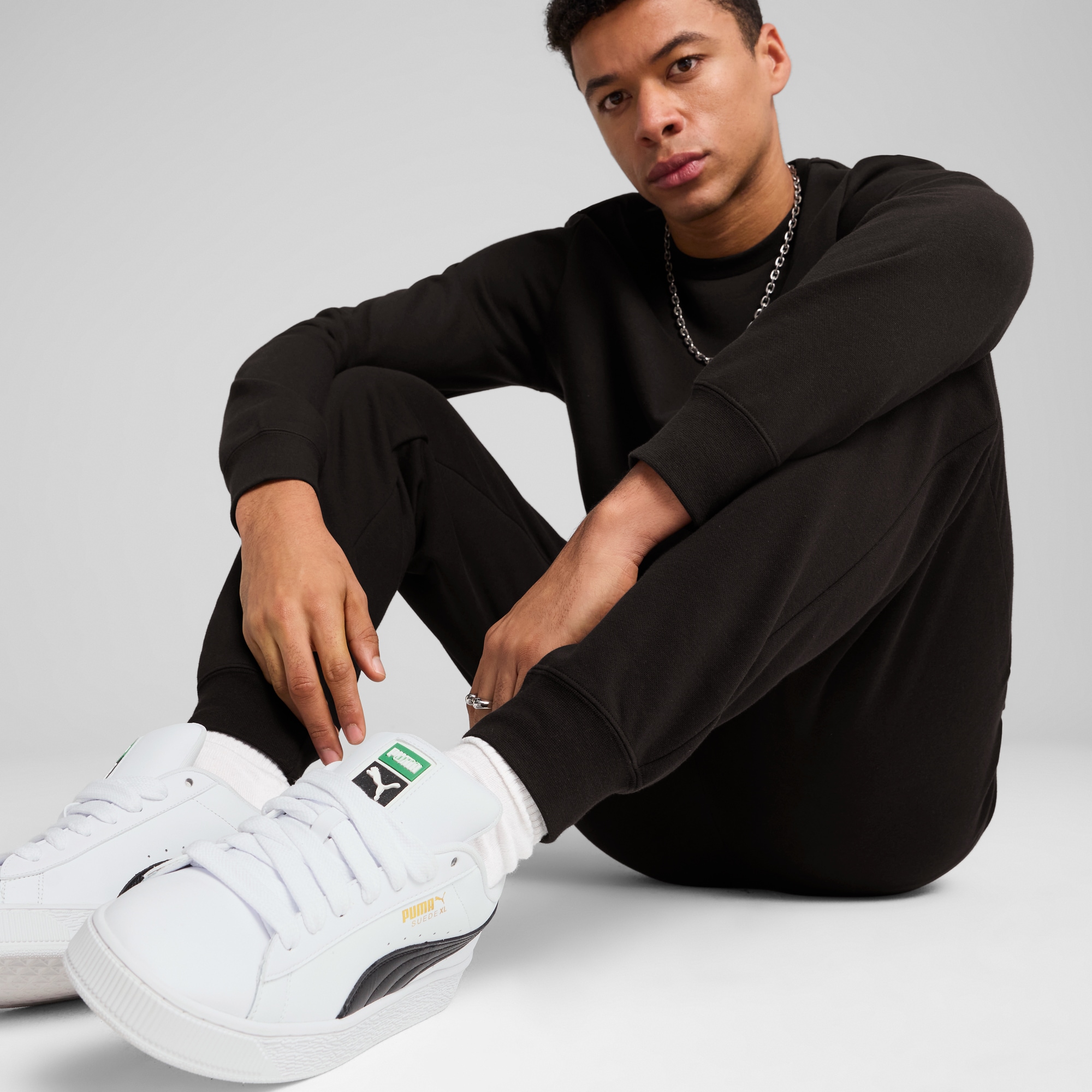 PUMA Trainingshose »ESS NO. 1 LOGO SWEATPANTS FL CL«