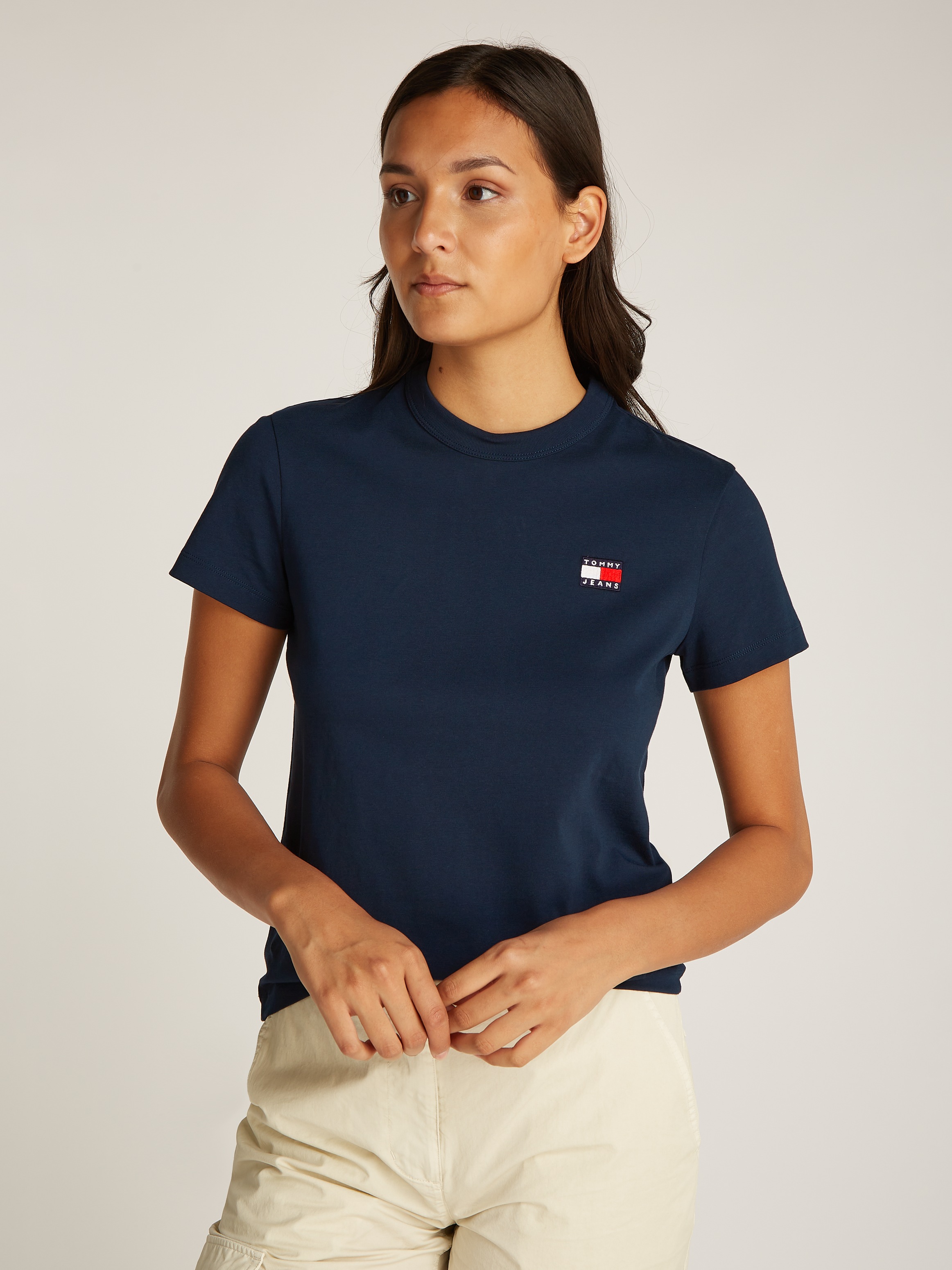Tommy Jeans T-Shirt »TJW REG BADGE TEE«, mit Logo-Badge