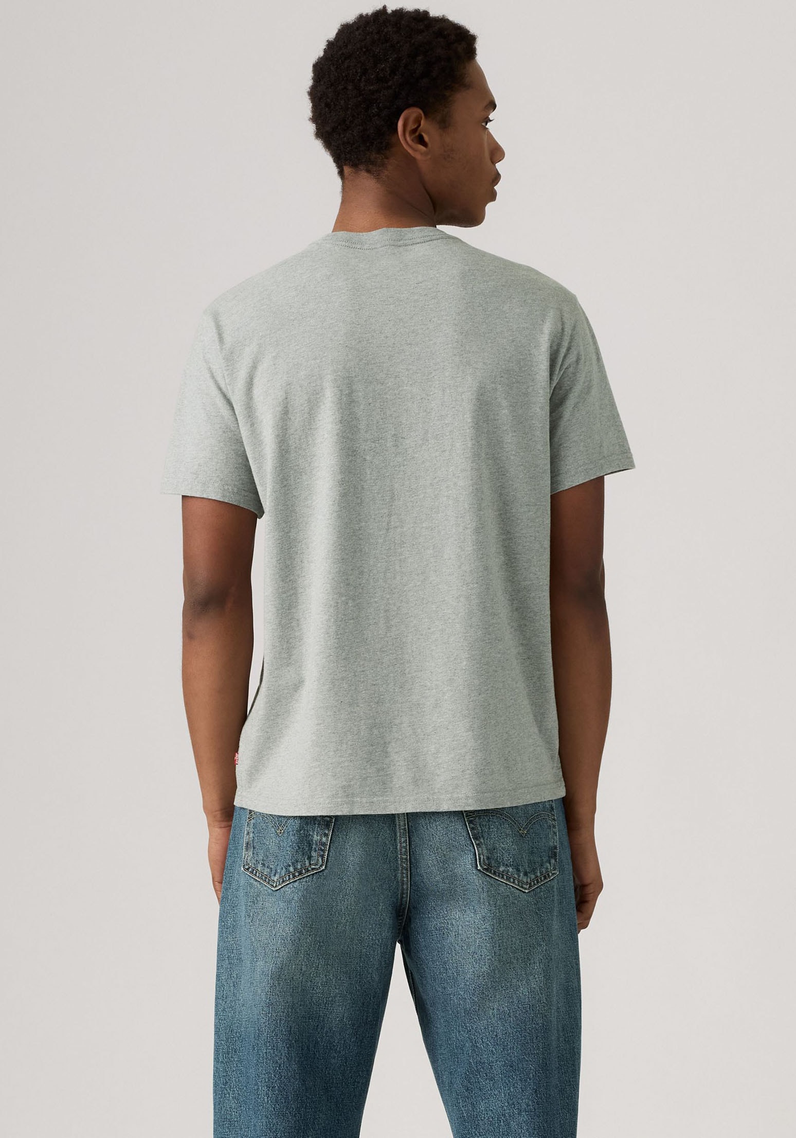 Levi's® T-Shirt »RELAXED FIT TEE« mit Logoschriftzug