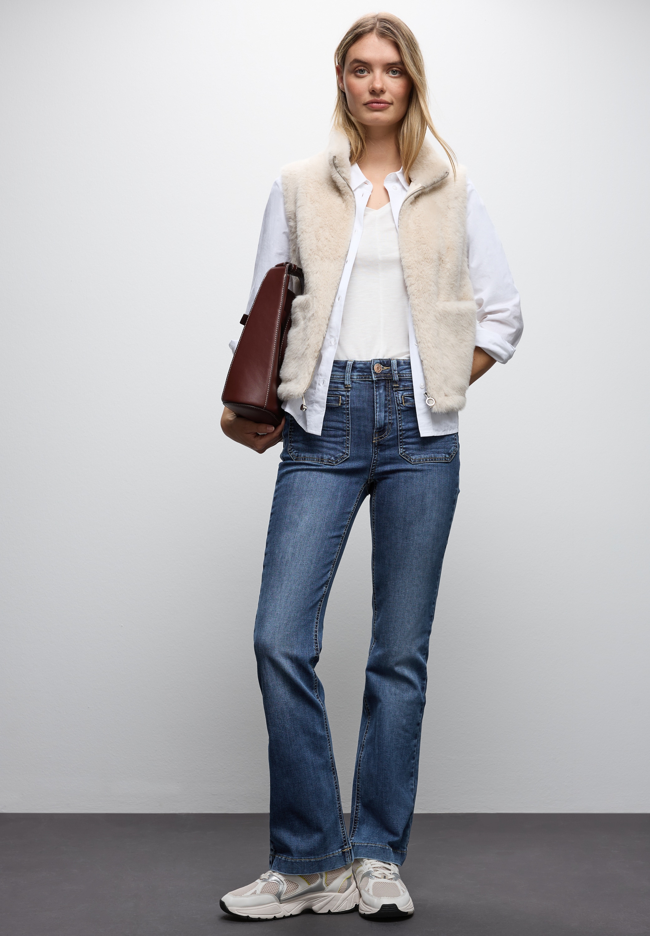 STREET ONE Bootcut-Jeans mit Taschen