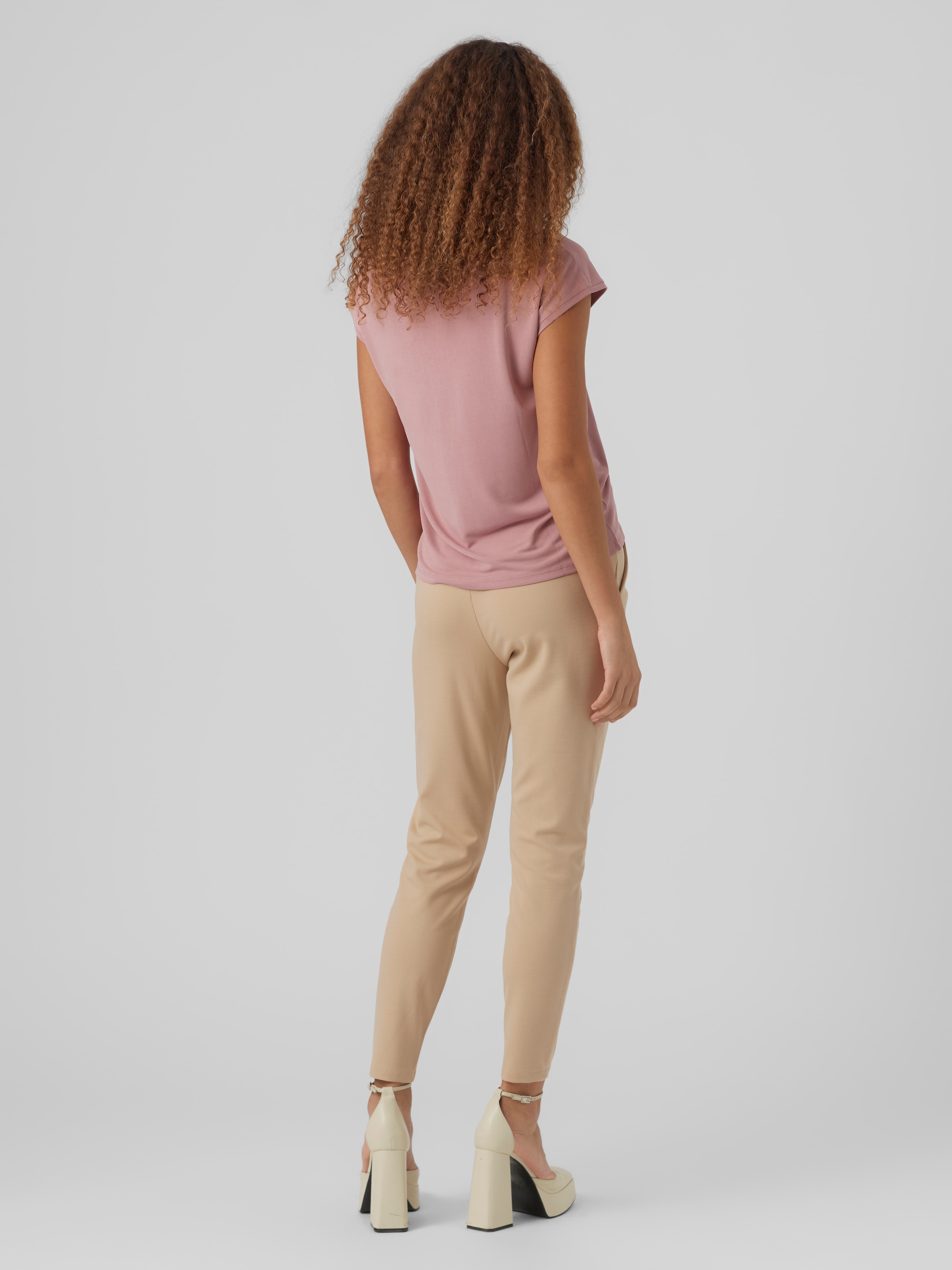 Vero Moda V-Shirt »VMFILLI SS V-NECK TEE GA NOOS« Materialmix, relaxed fit