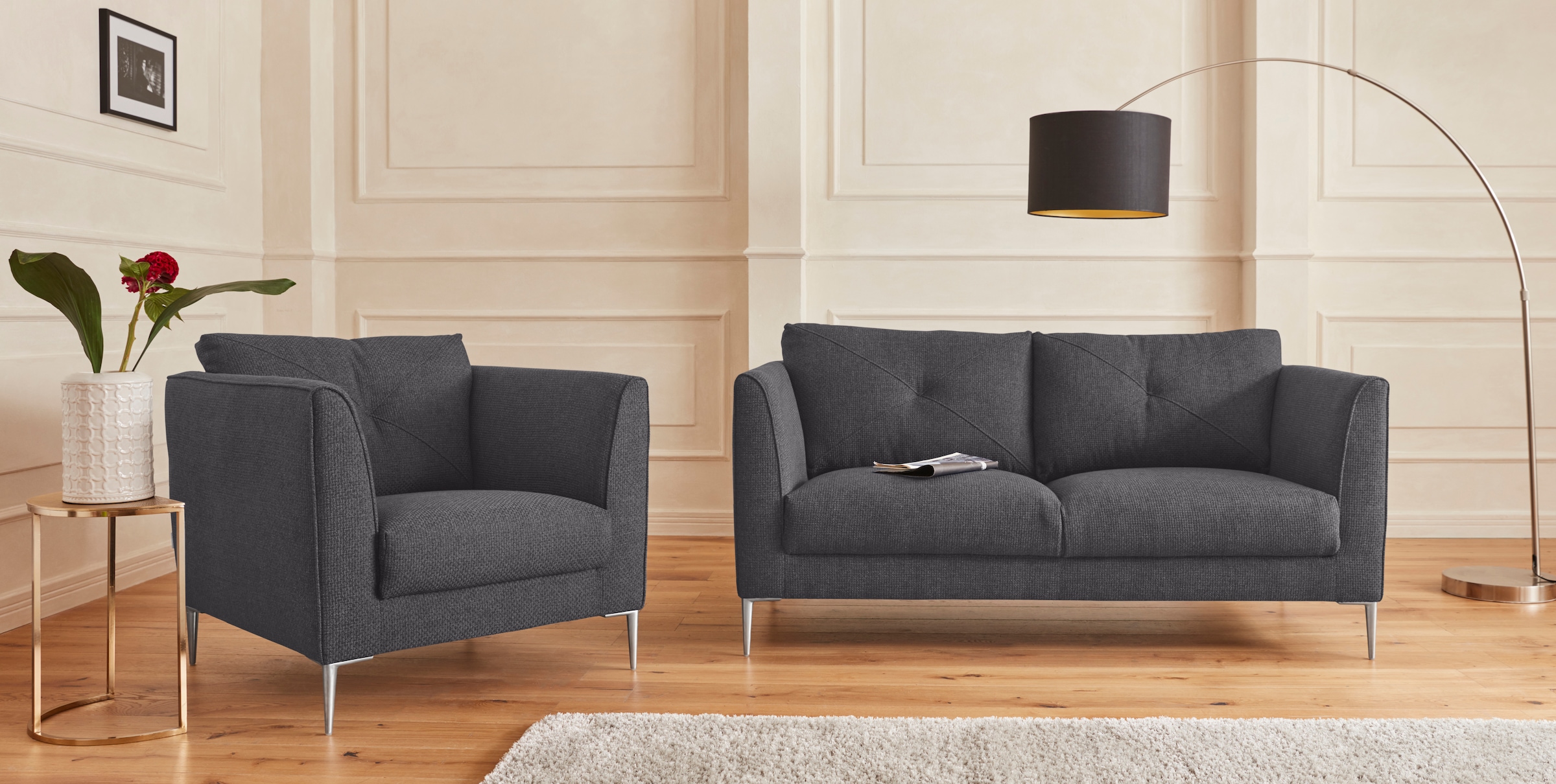 TRENDMANUFAKTUR 2-Sitzer »Chilltime, elegant und bequem, Komfortsitzhöhe 46cm, hoher Fuß«, mit eleganter Kreuznaht in den Rückenkissen, Breite 167 cm