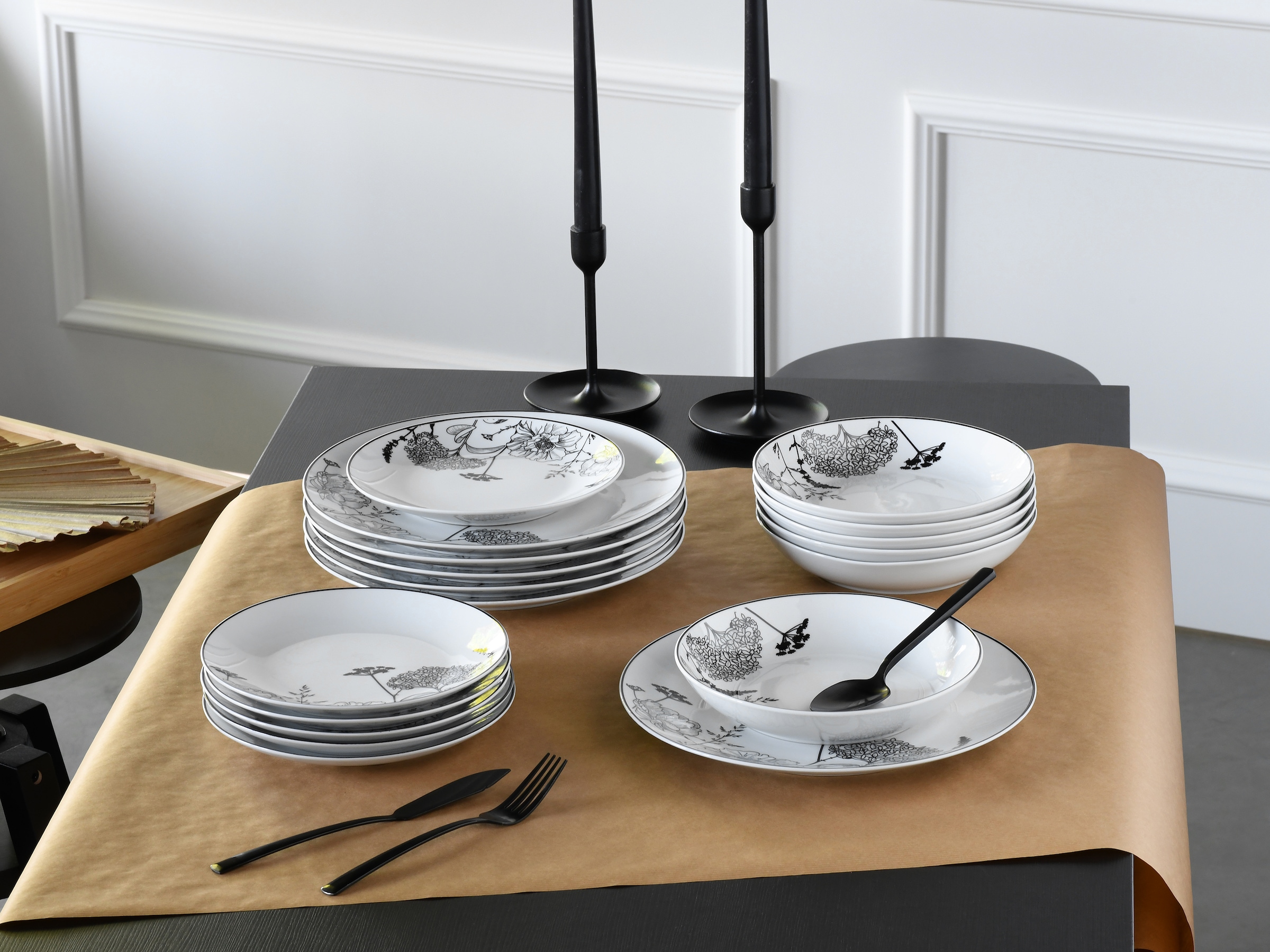 CreaTable Teller-Set »Luna Black Flower, Teller Set 18-tlg« Harmonische Coupeform
