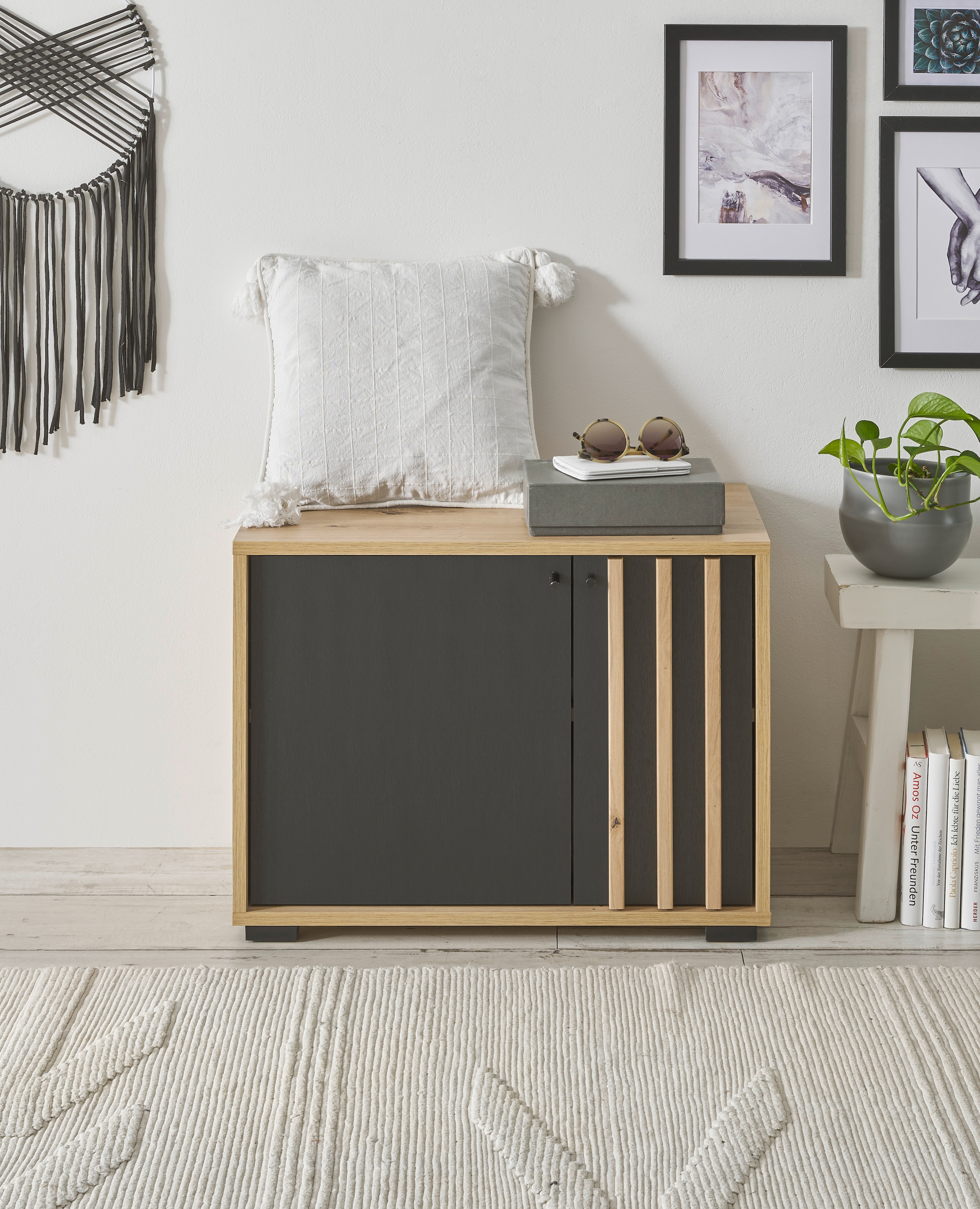 HBZ Schuhbank »Volano Garderobenbank, BxHxT 64x48x38 cm«, (1 St.), Mit 2 Türen, 4 Fächer und 2 feste Böden