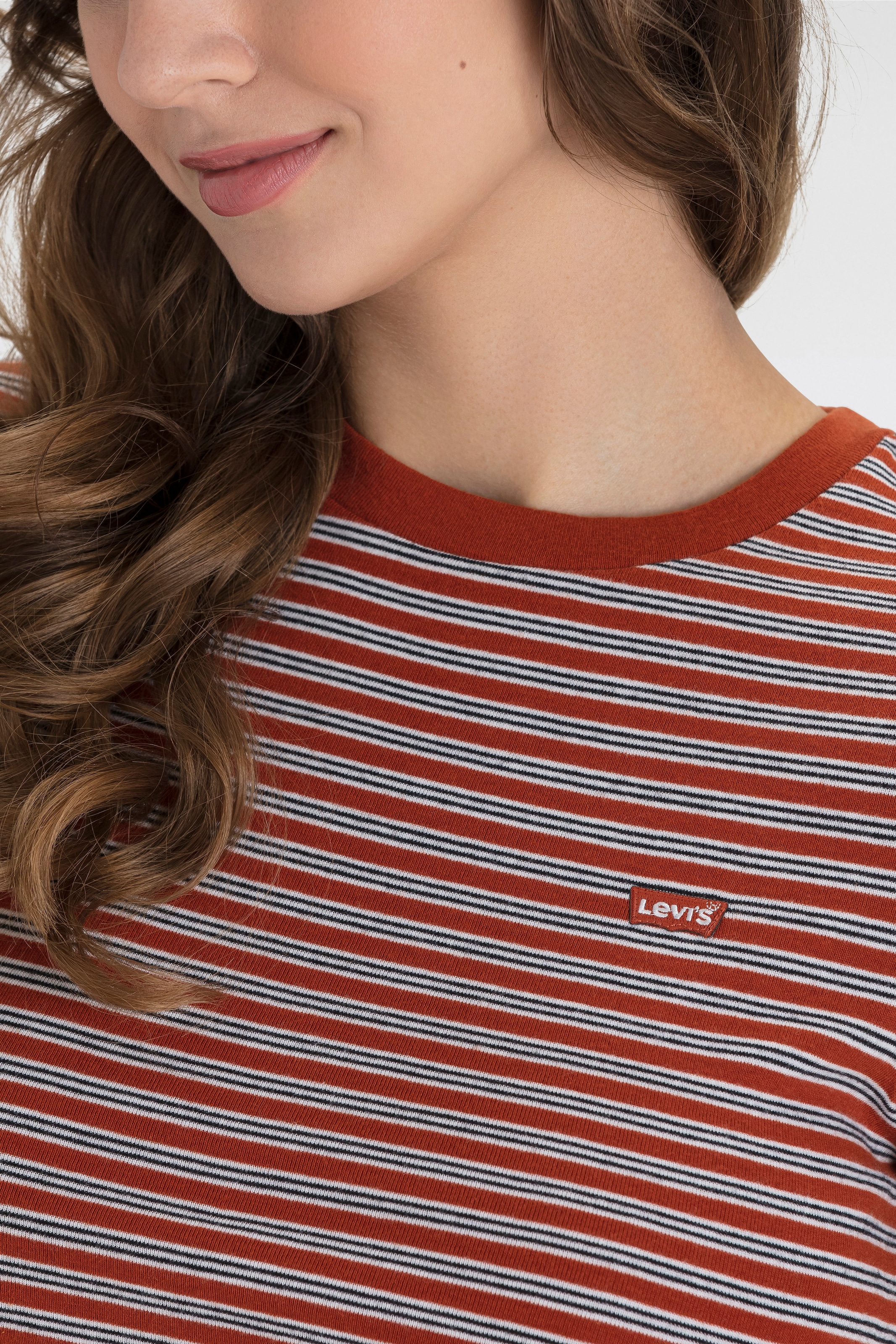 Levi's® T-Shirt »ESSENTIAL HM SS TEE«
