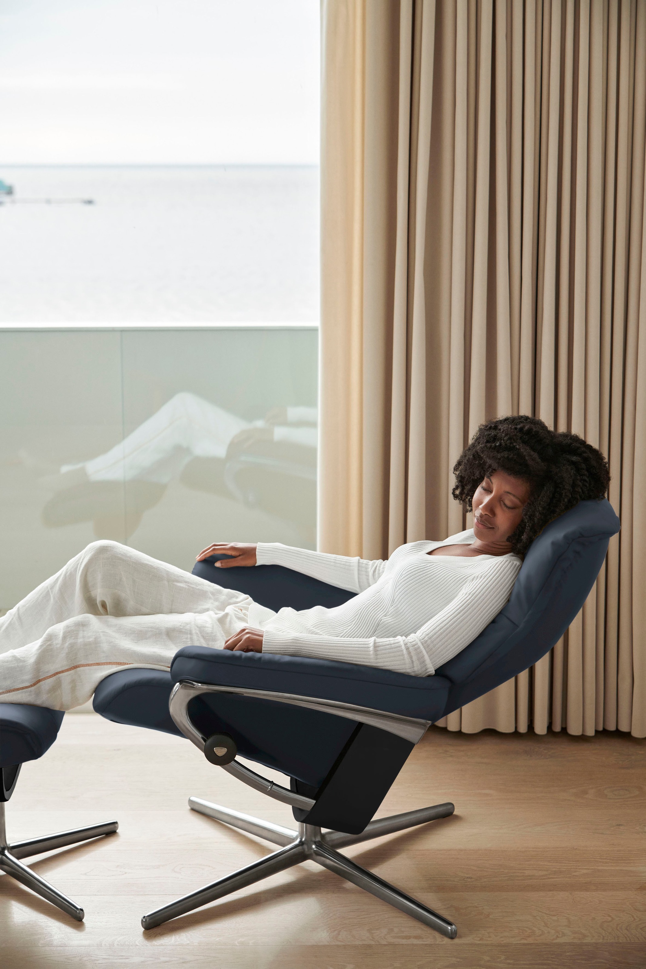 Stressless® »Mayfair« Set, Relaxsessel mit Hocker,  mit Hocker, mit Cross Base, Größe S, M & L, Holzakzent Schwarz