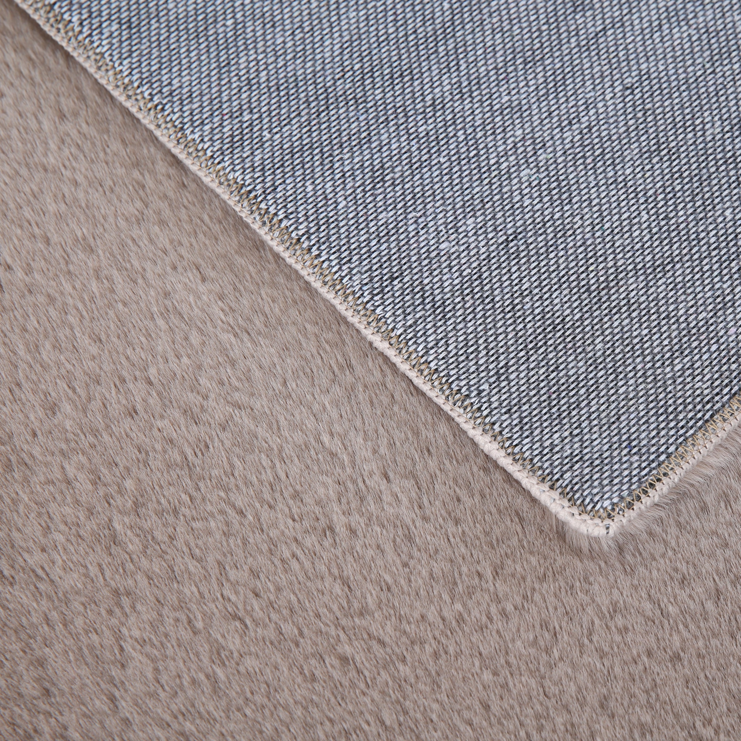 Ayyildiz Teppiche Hochflor-Teppich »POUFFY 5100«, rund, 20 mm Höhe, Läufer, weicher glatter Softflor, Kaninchen Fell Haptik, waschbar