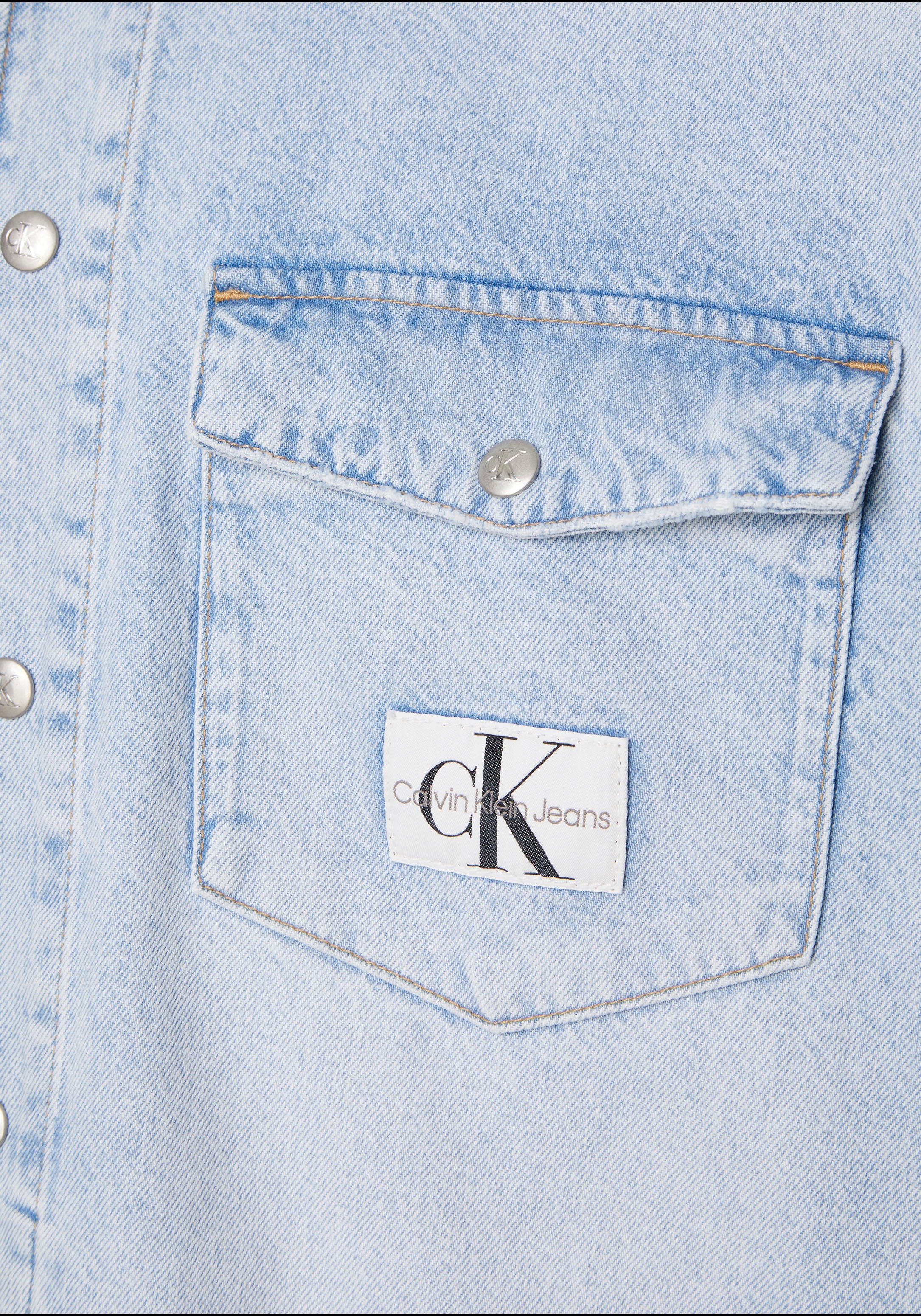 Klein bei Calvin SHIRT JACKET«, Jeanshemd Klein Logo-Badge ♕ Calvin der Brusttasche auf Jeans »OVERSIZED mit UTILITY