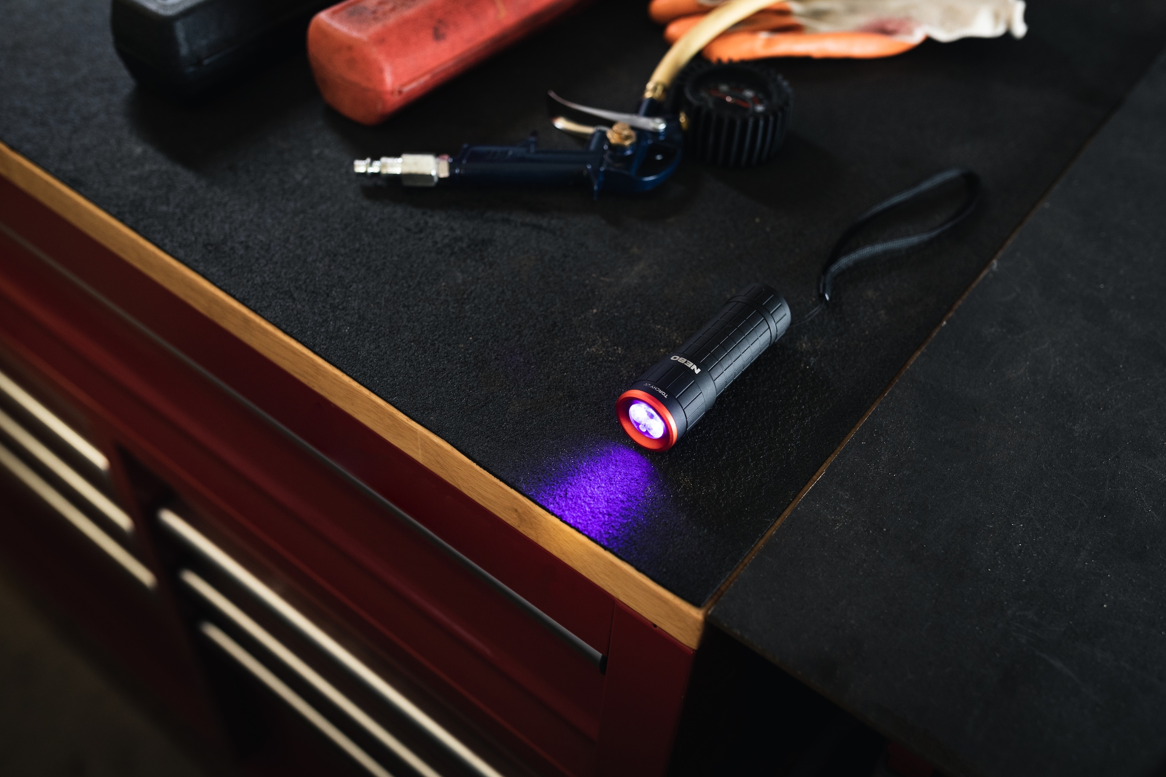 NEBO LED Taschenlampe »TORCHY UV«, Clip und Trageschlaufe