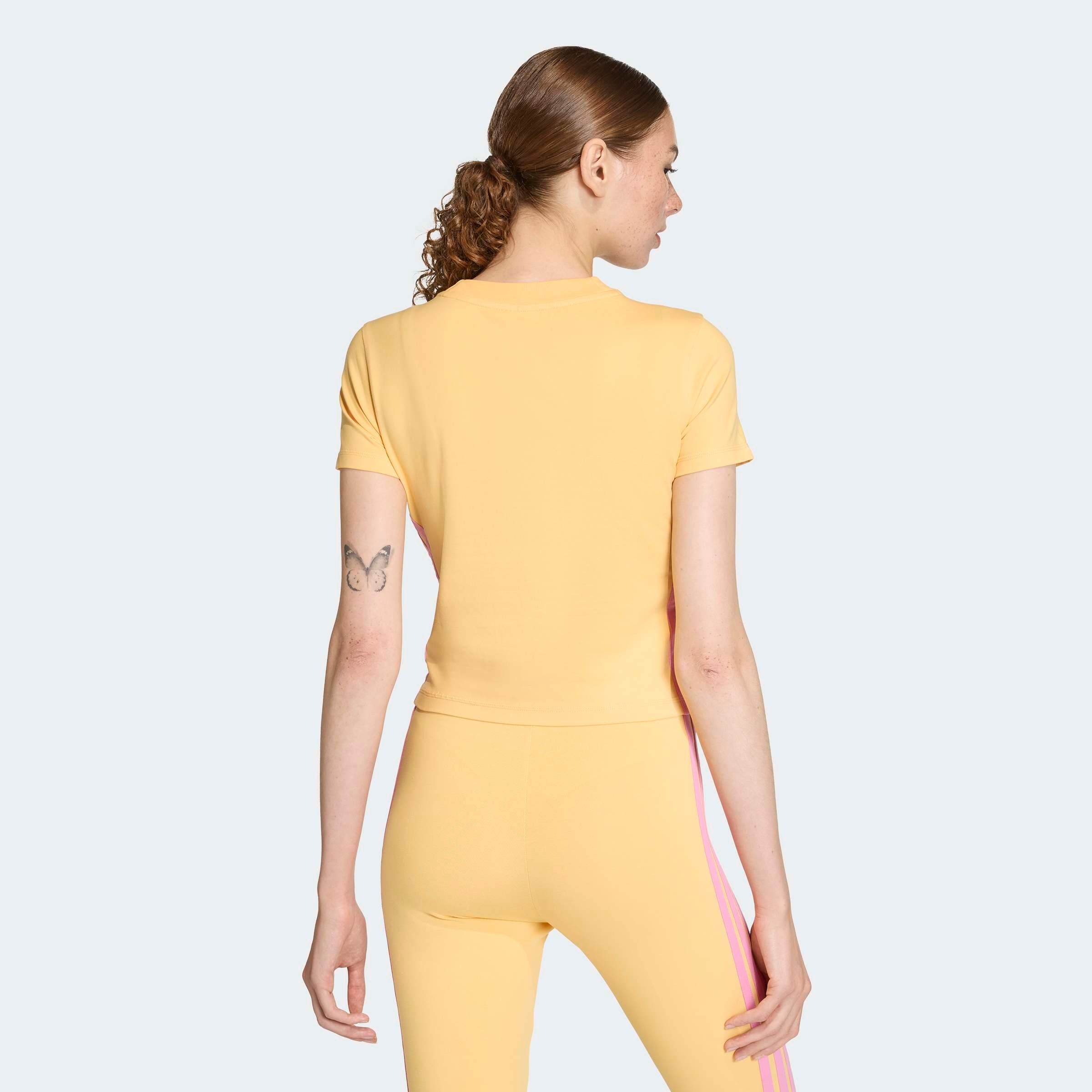 adidas Sportswear T-Shirt »ESSENTIALS 3-STREIFEN SLIM BABY« schmale Passform, Rundhalsausschnitt, mit Elasthan-Anteil