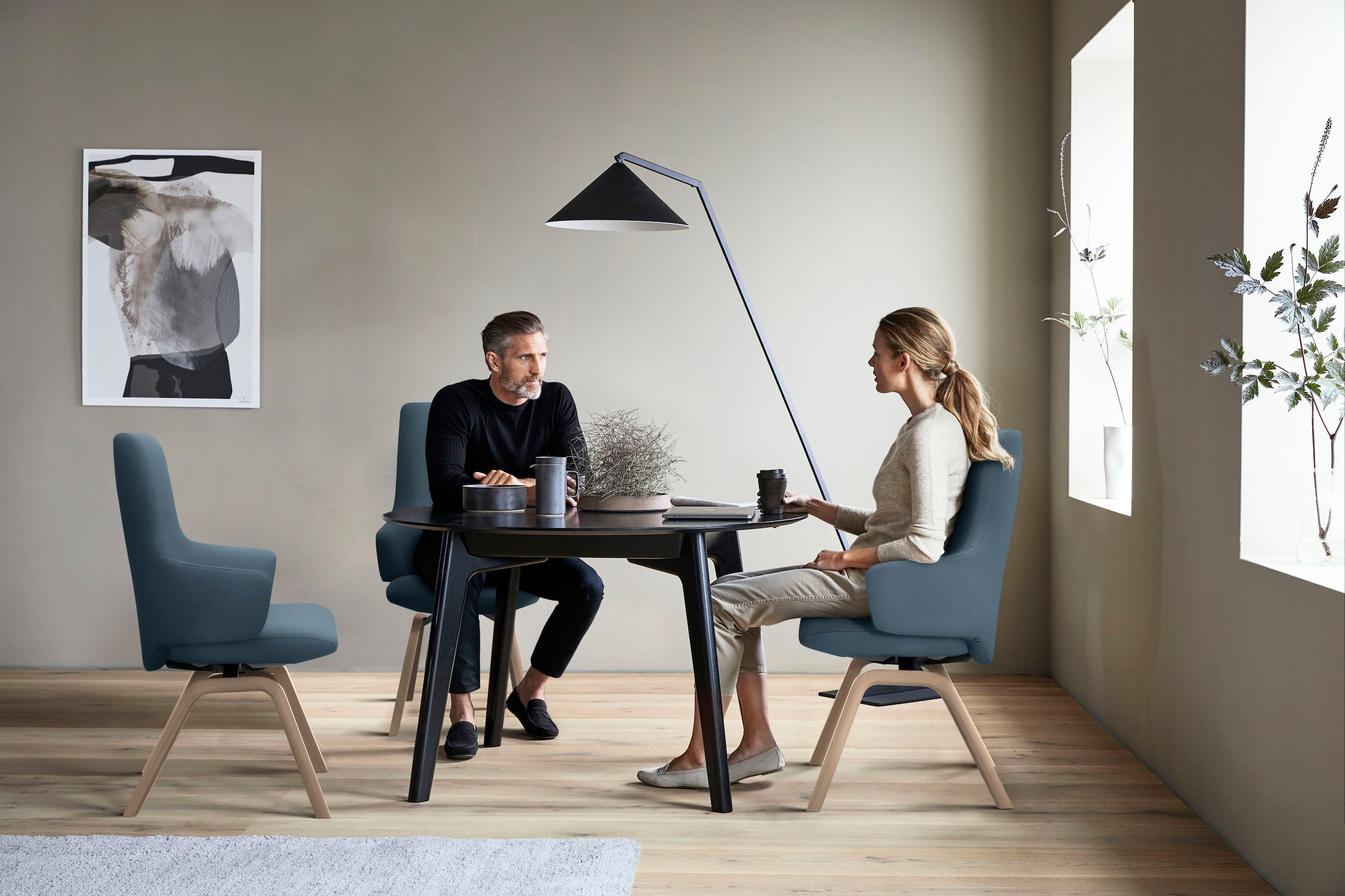 Stressless® Polsterstuhl »Laurel« () High Back mit Armlehne, Größe L, mit schräggestellten Beinen in Eiche