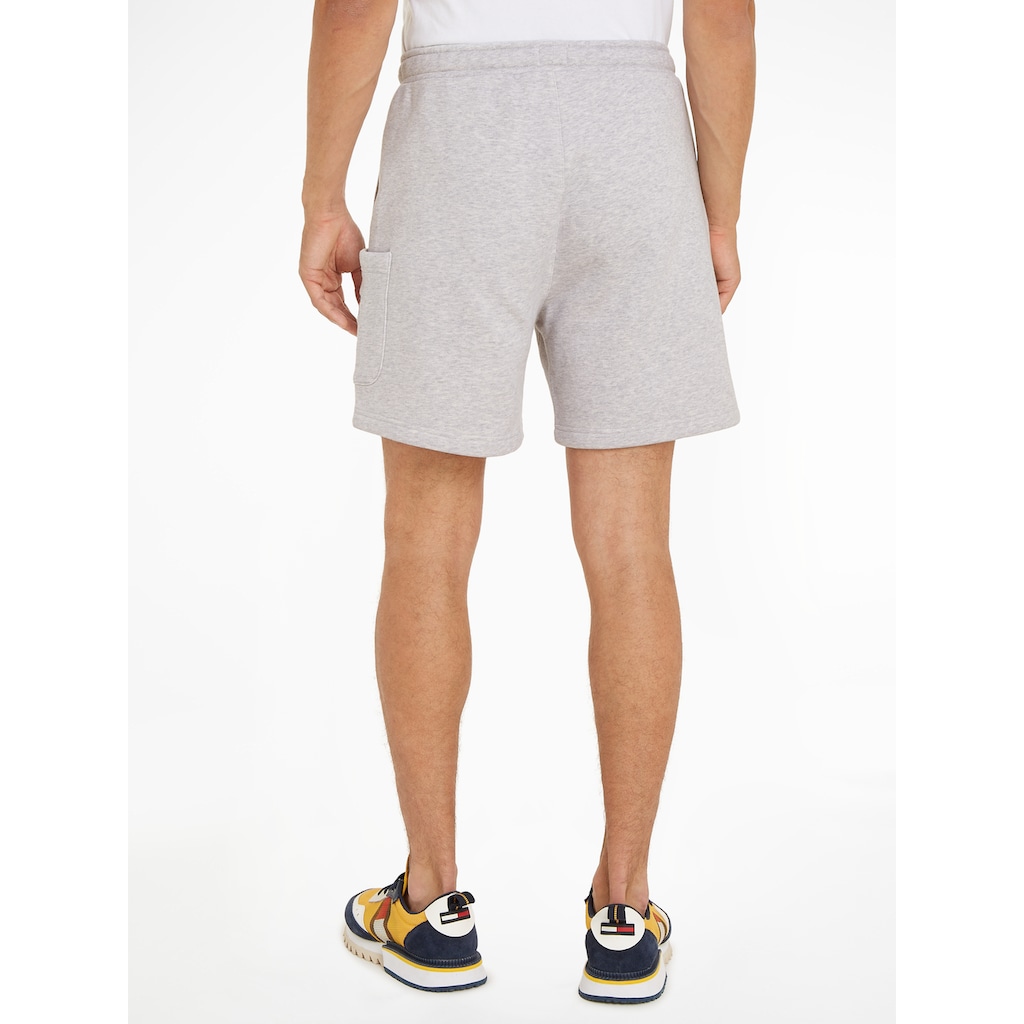 Tommy Jeans Cargoshorts »TJM BADGE CARGO SHORT«