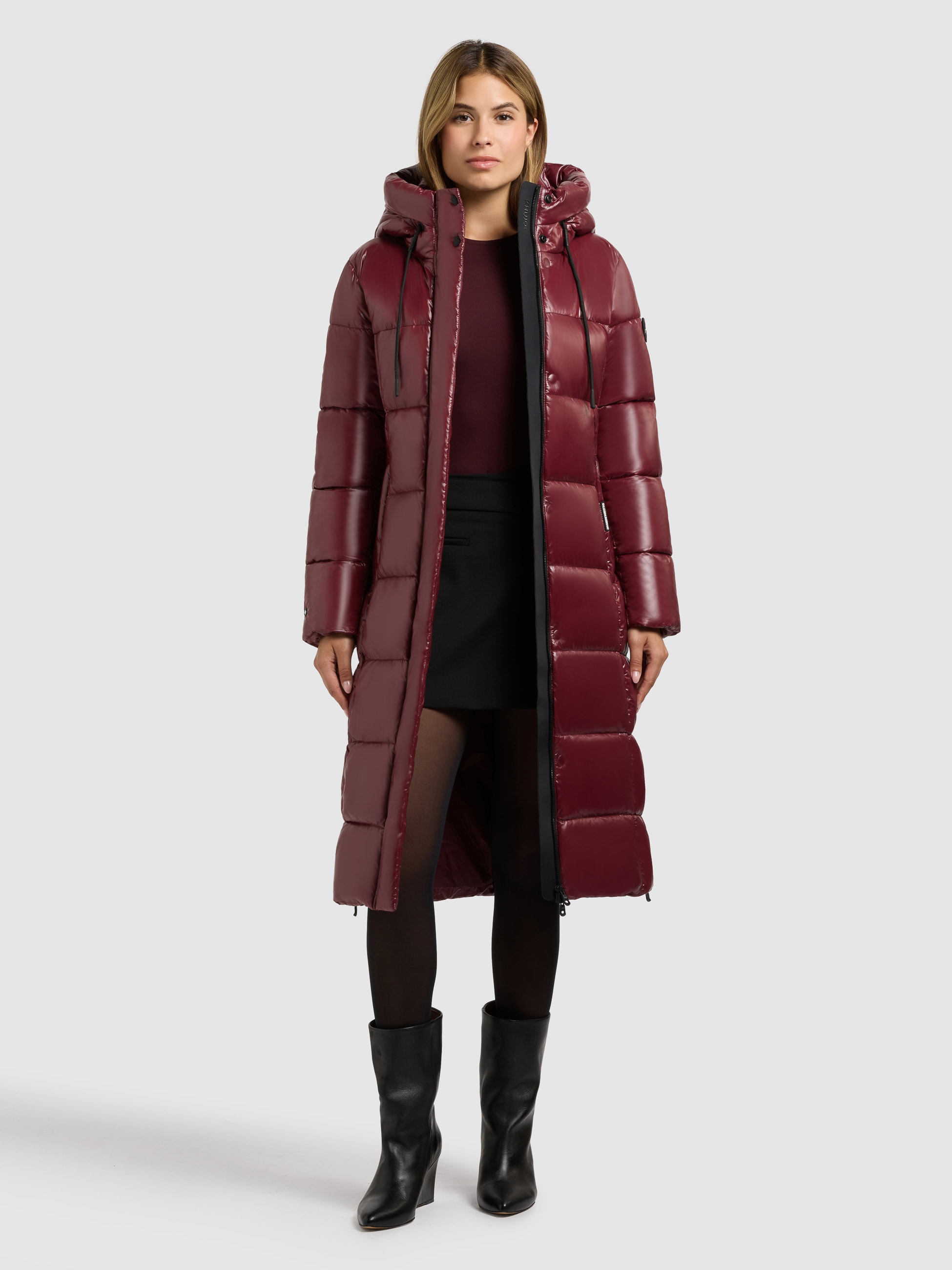 khujo Steppmantel »WILLA«, praktische Seitenschlitze mit Reißverschluss
