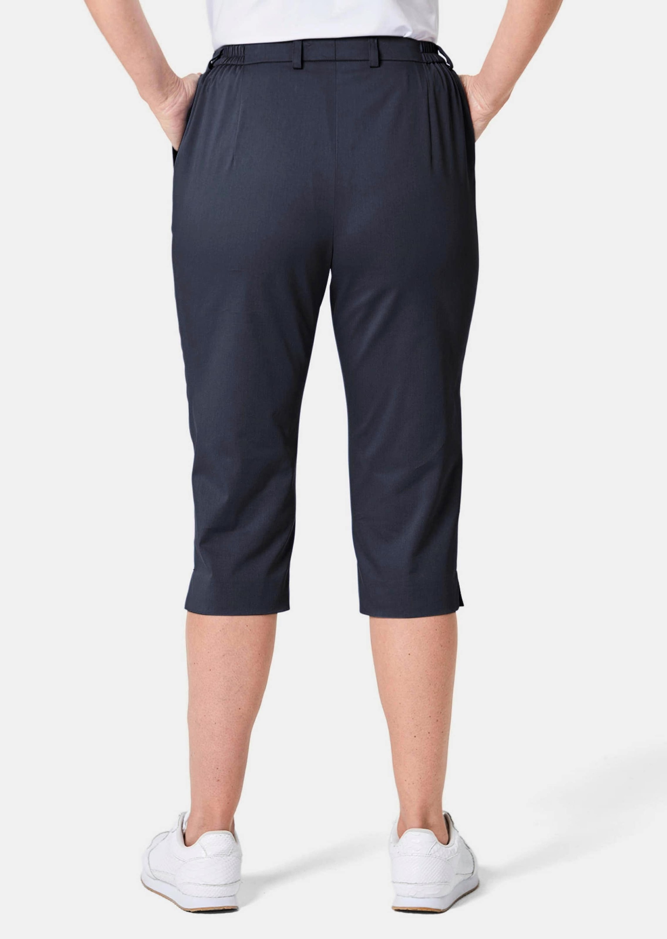 GOLDNER Caprihose »Verkürzte Satinhose Sportive Capri-Hose aus trageangenehmen Satin«
