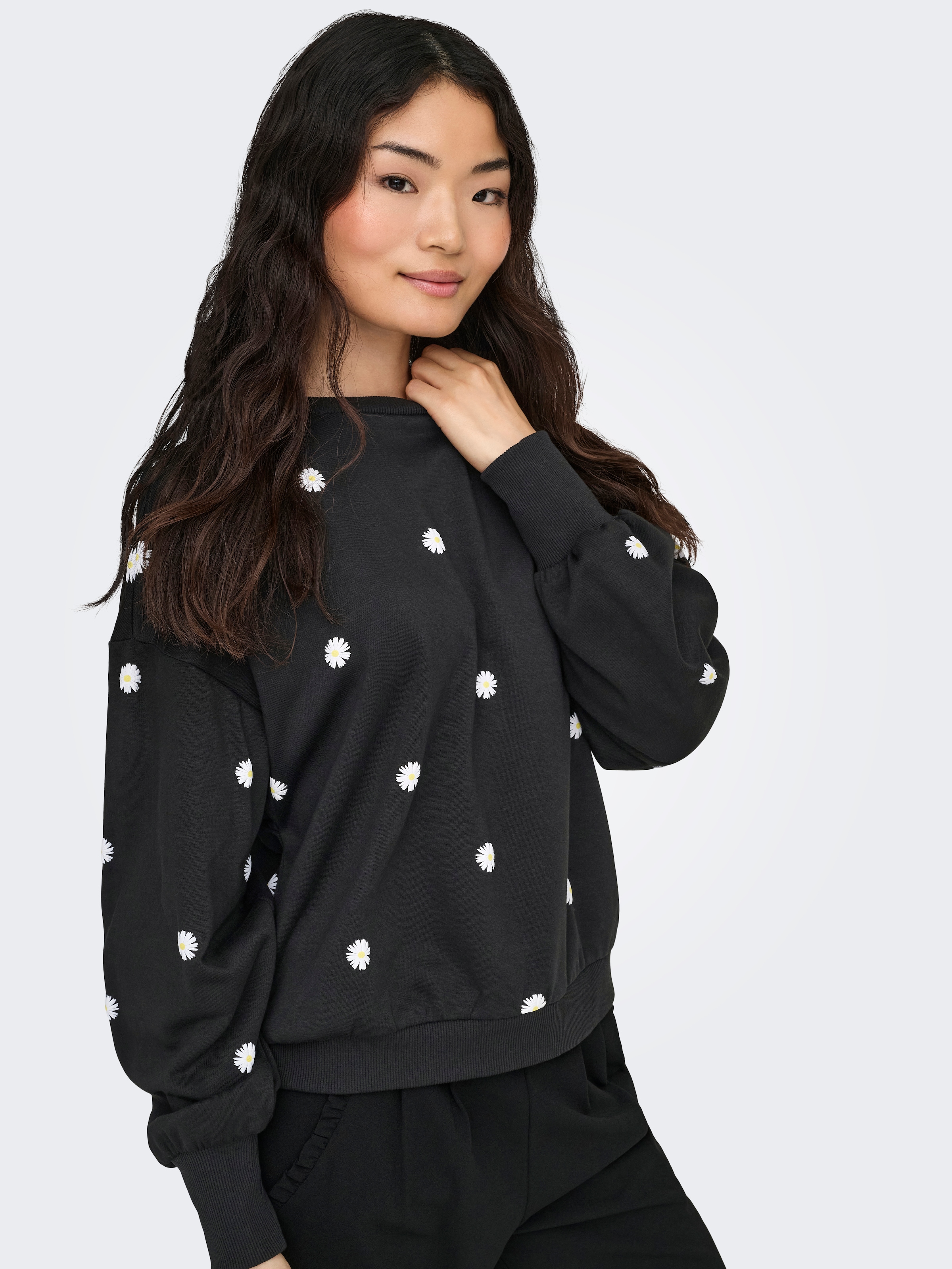 ONLY Sweatshirt »ONLBROOKE L/S O-NECK FLOWER SWT«, Baumwollmischung, regular fit
