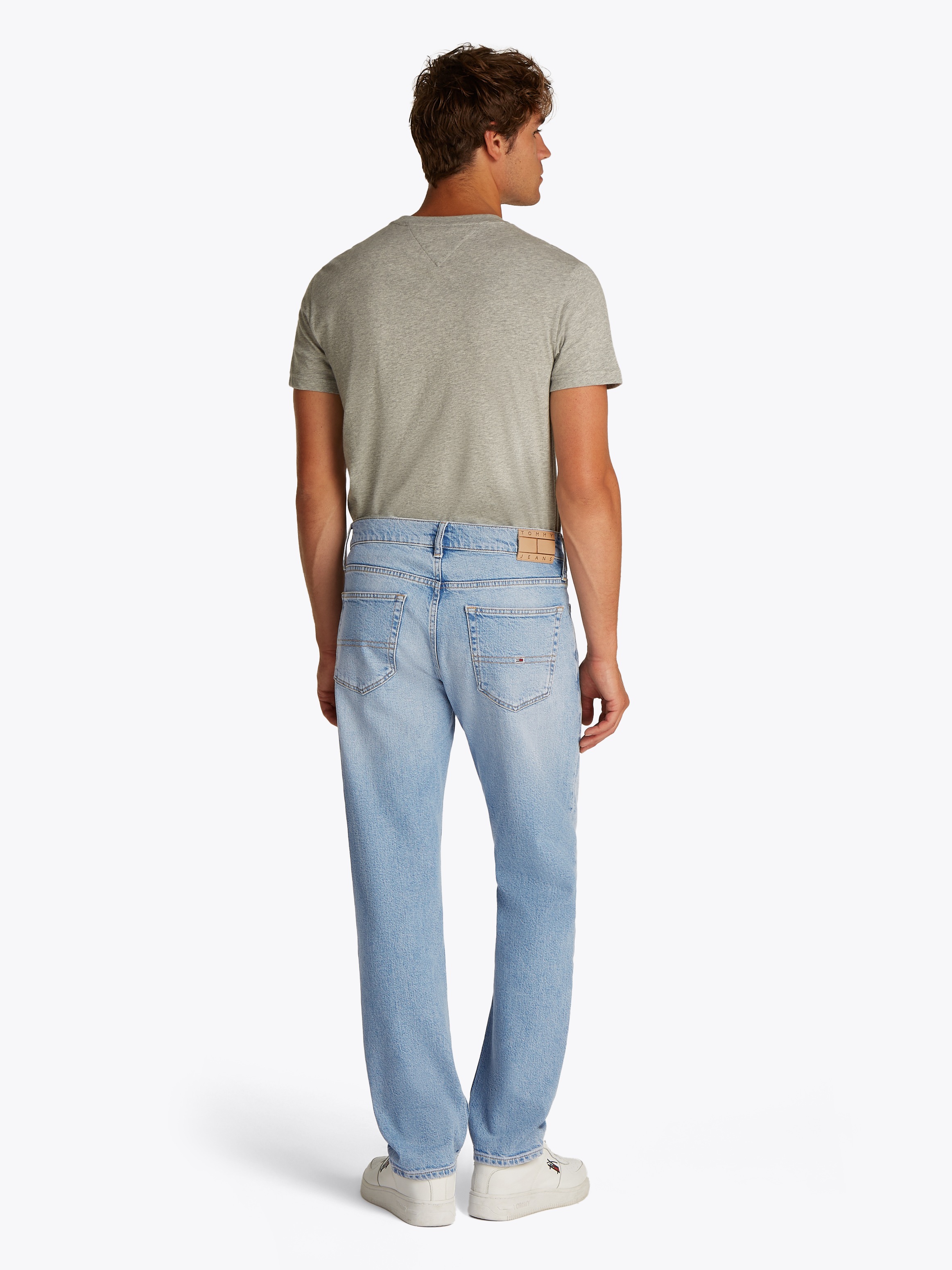 Tommy Jeans Slim-fit-Jeans »RYAN SLIM STRAIGHT«, mit Logoprägung